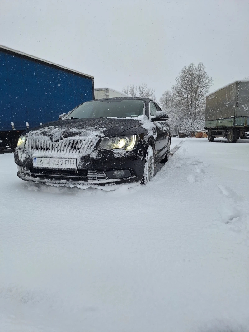 Skoda Superb 2.0 TDI  DSG facelift, снимка 2 - Автомобили и джипове - 53137928