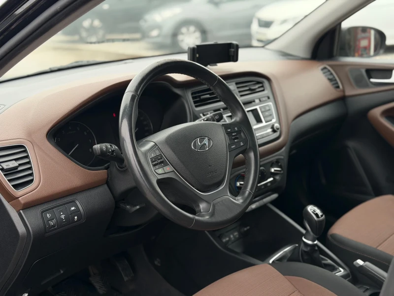 Hyundai I20, снимка 7 - Автомобили и джипове - 53234377
