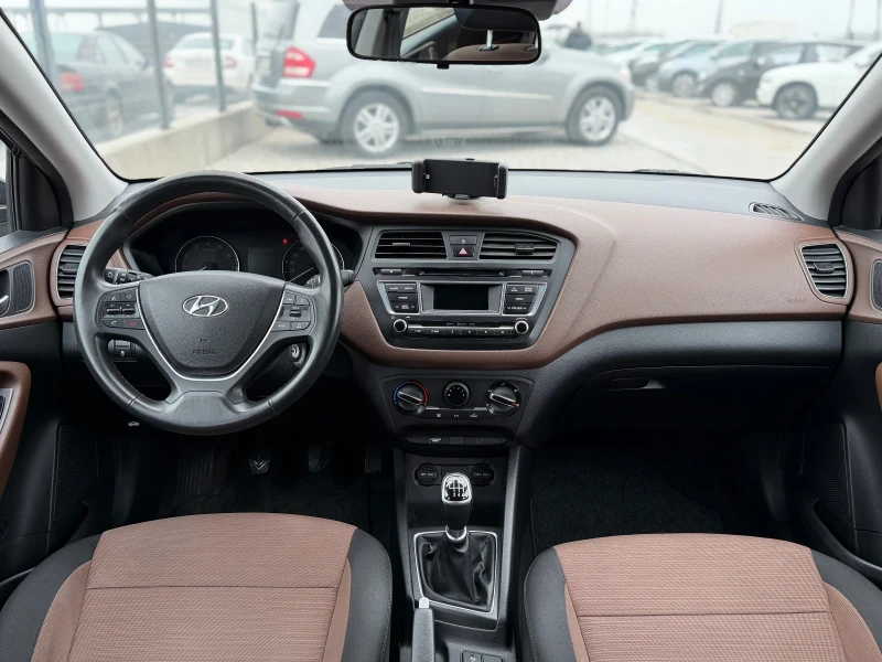Hyundai I20, снимка 9 - Автомобили и джипове - 53234377
