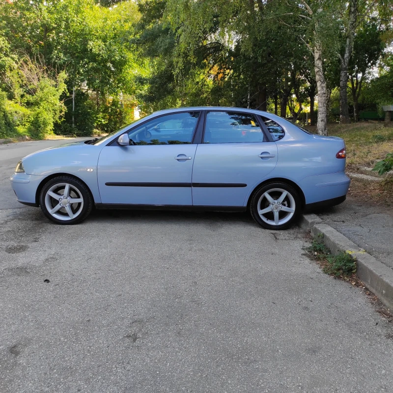 Seat Cordoba 1.9 TDI ASZ, снимка 6 - Автомобили и джипове - 53432129