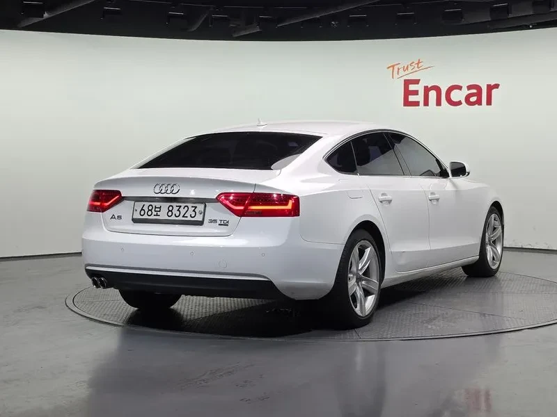 Audi A5 35 Tdi Quattro Sportback, снимка 2 - Автомобили и джипове - 55896494