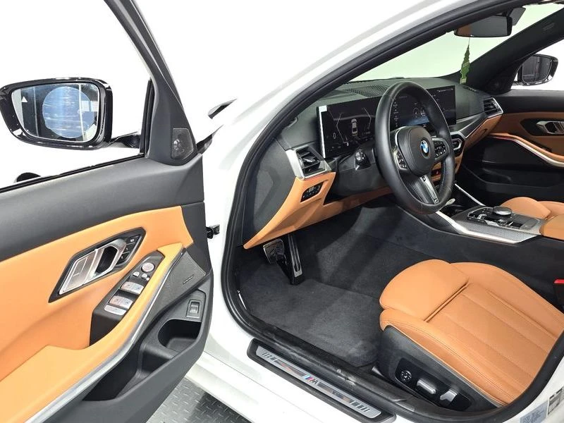BMW 320 320i M Sport| 184к.с., снимка 9 - Автомобили и джипове - 56327153