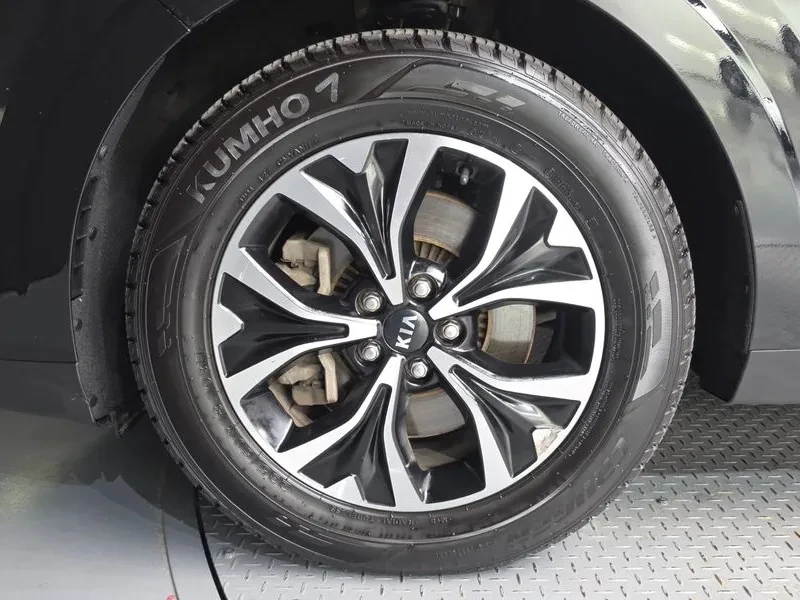Kia Carnival 4Th Generation Diesel 9-Seater Prestige | Mobile.bg � ����������� 5