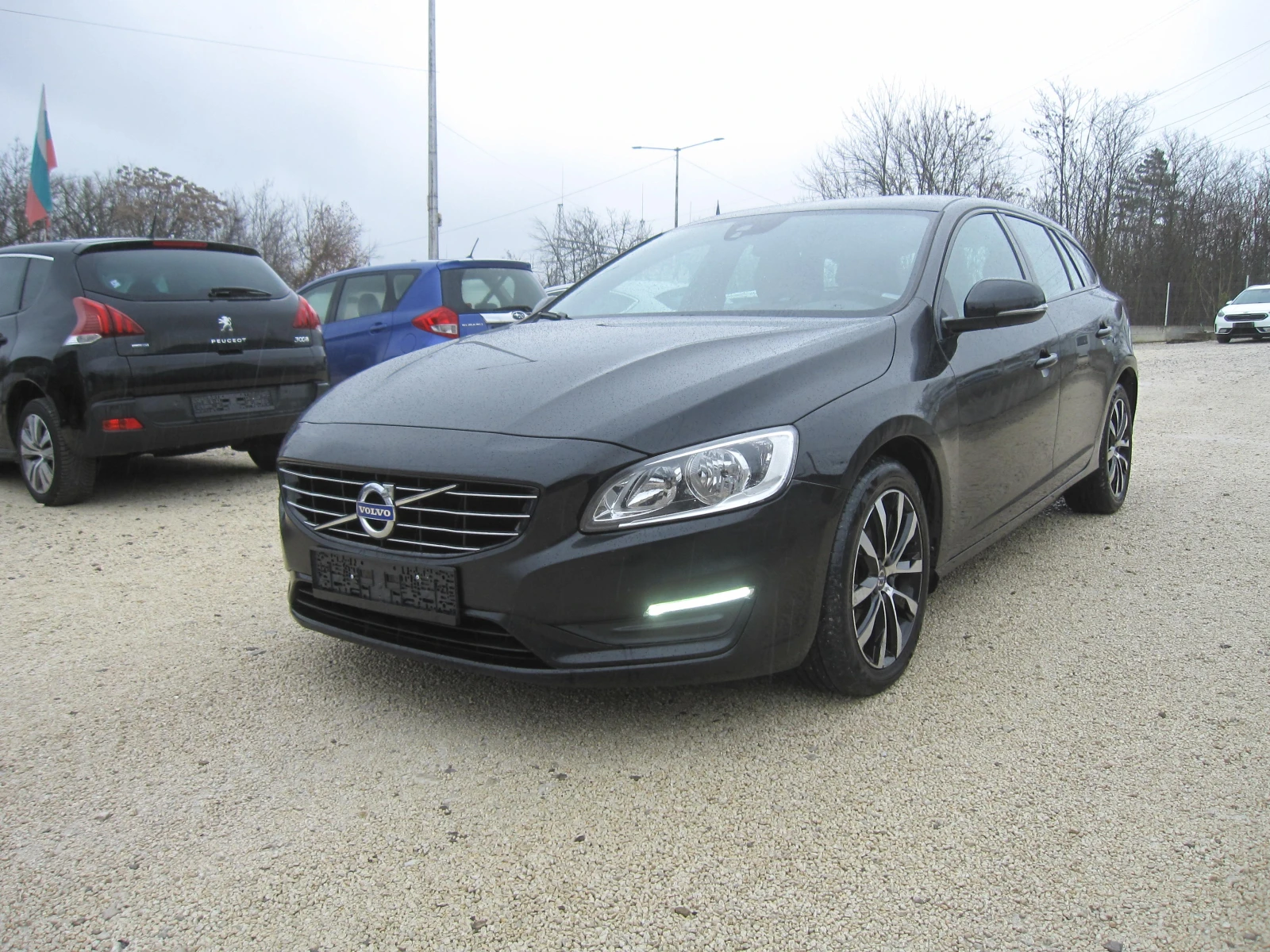 Volvo V60 Автомат, 2, 0-TDI, Navi, Кожа, снимка 1