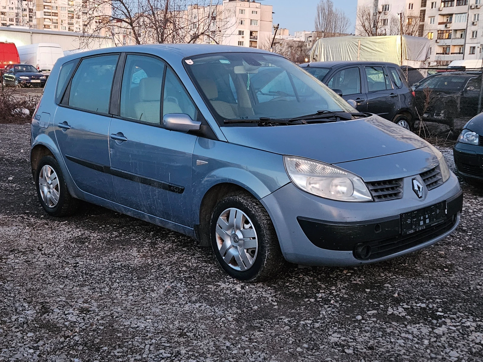 Renault Scenic 1.5 dci - изображение 3