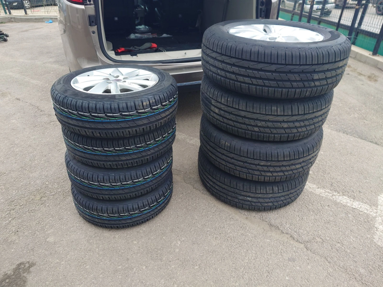 Chrysler Pacifica Touring L LPG, снимка 10 - Автомобили и джипове - 52231068