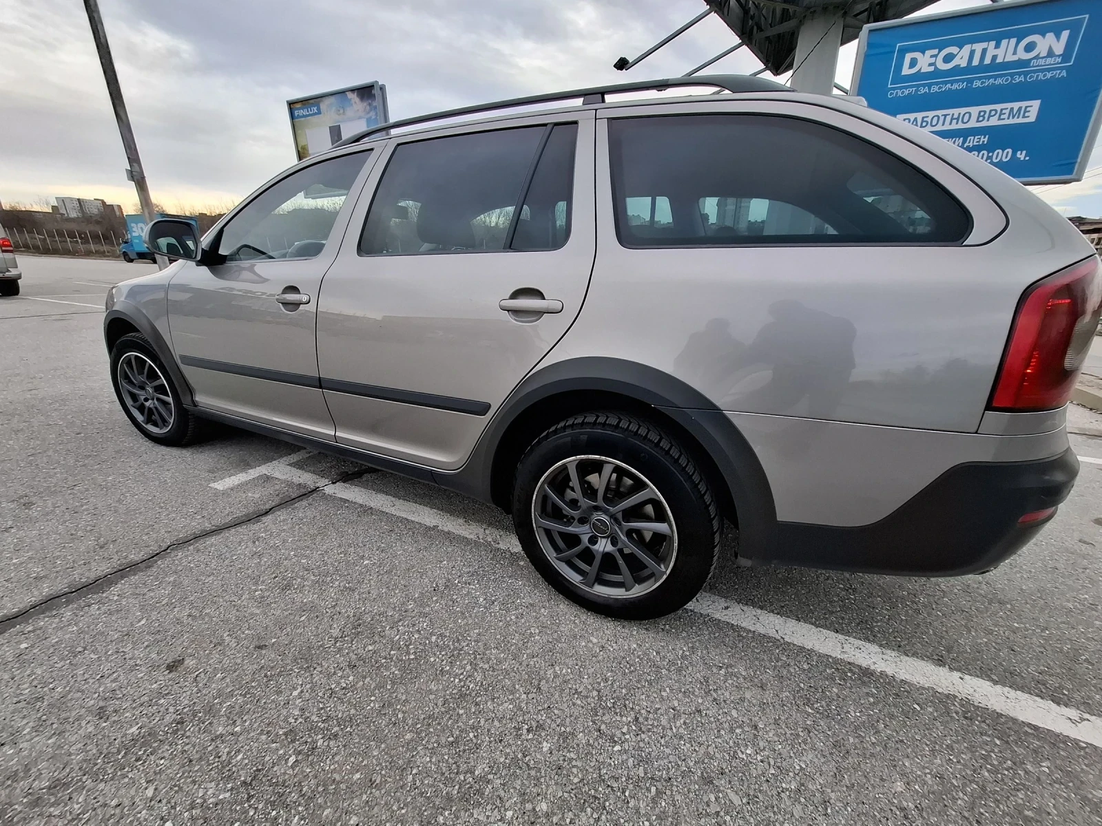 Skoda Octavia Scout - изображение 3