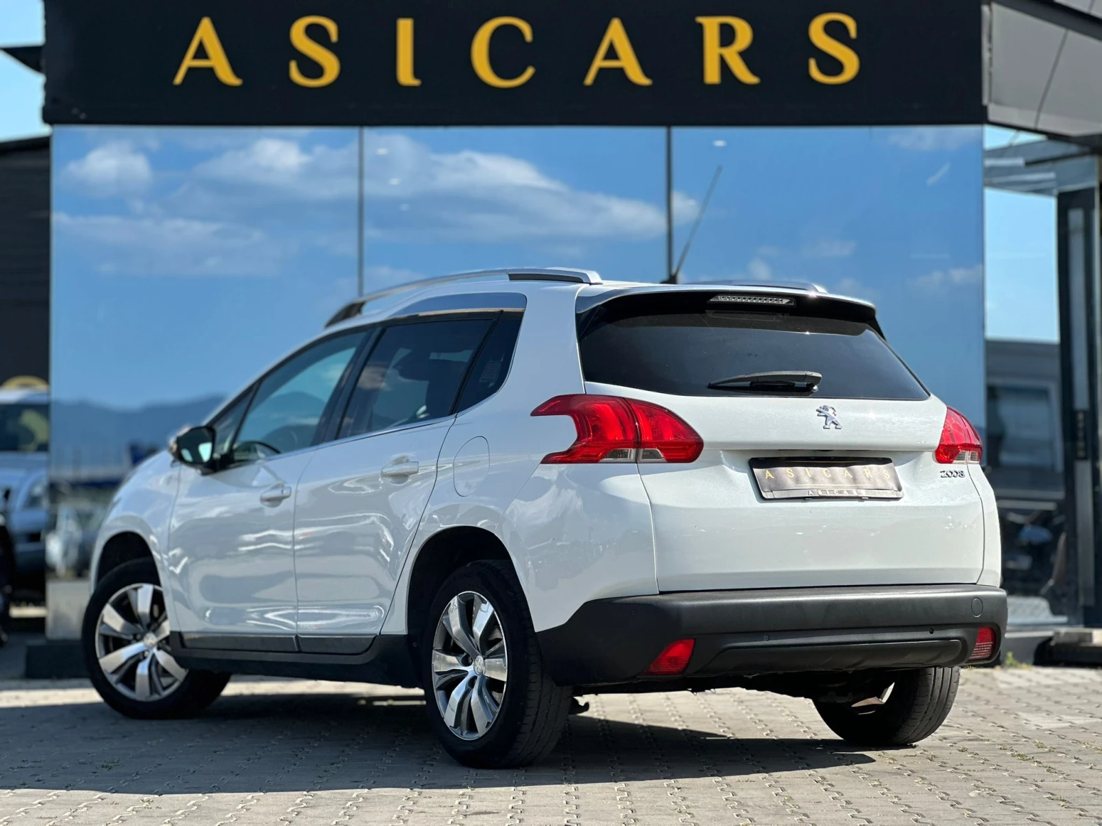 Peugeot 2008 / ALLURE / 1.2I / EURO 5 / TOP /  - изображение 3
