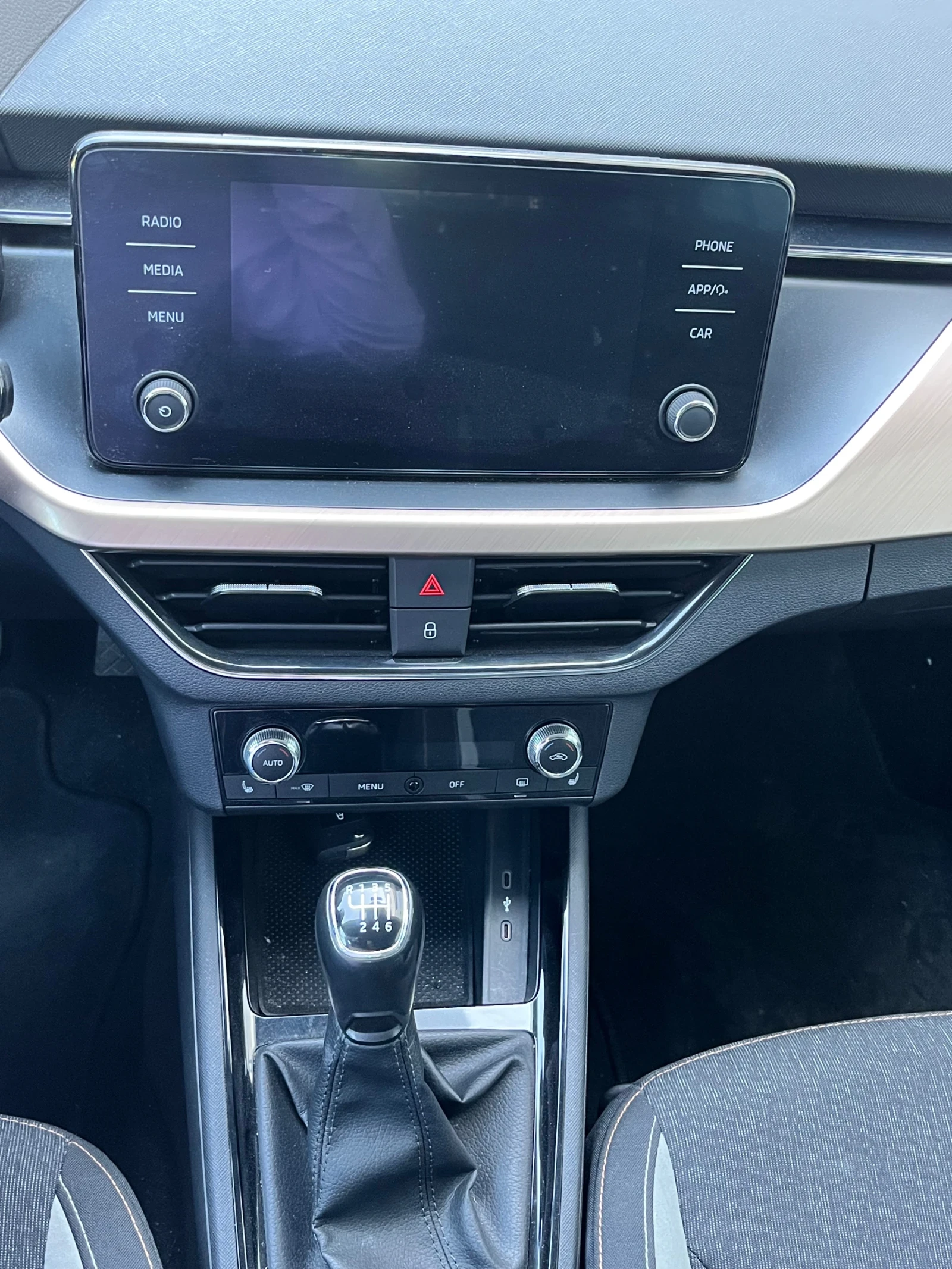 Skoda Scala 1.0 TSI - изображение 10