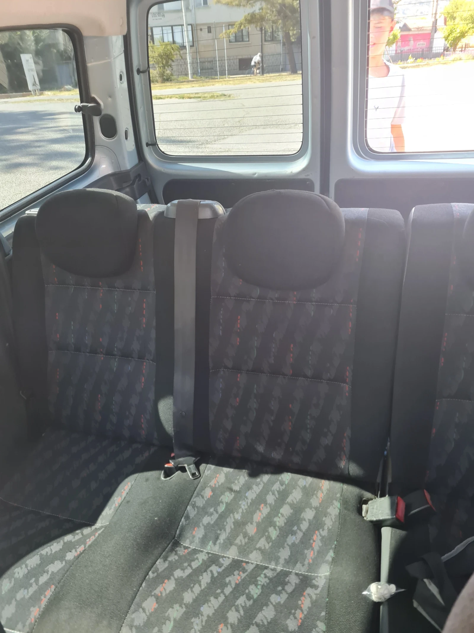 Citroen Berlingo 1.4 Benzin - изображение 8