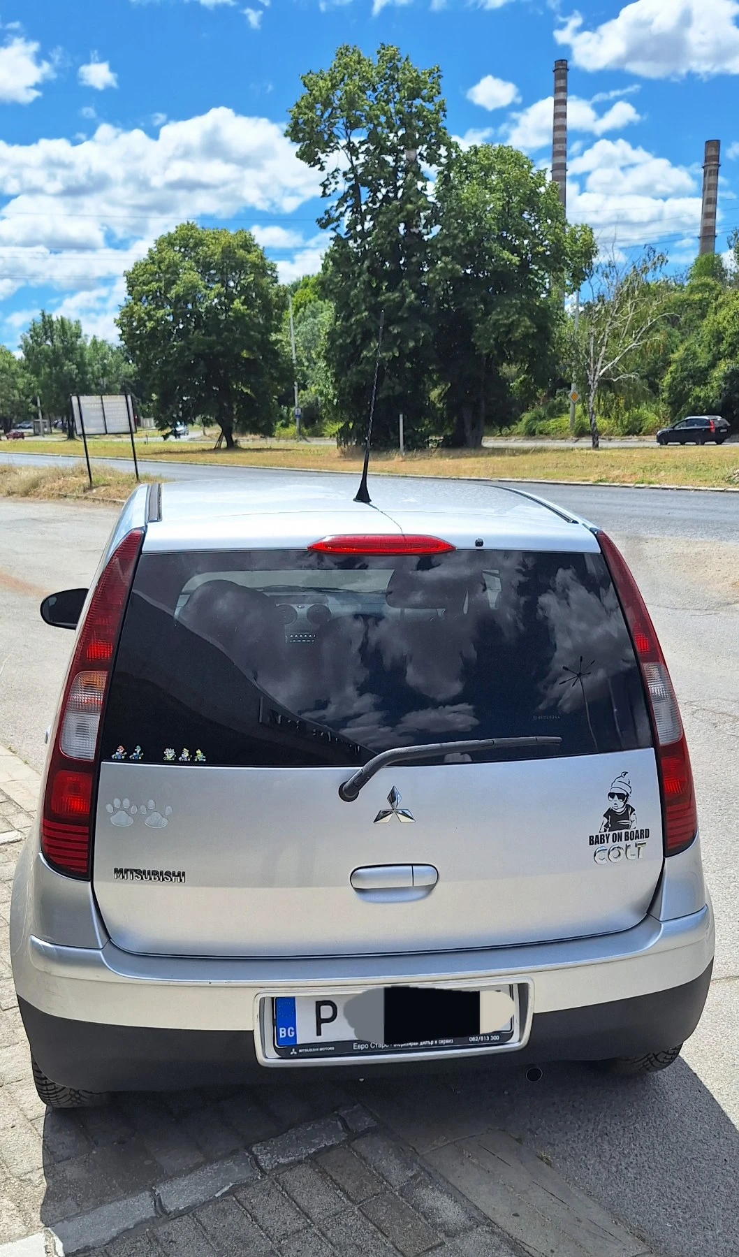 Mitsubishi Colt 1.1 бензин - изображение 3