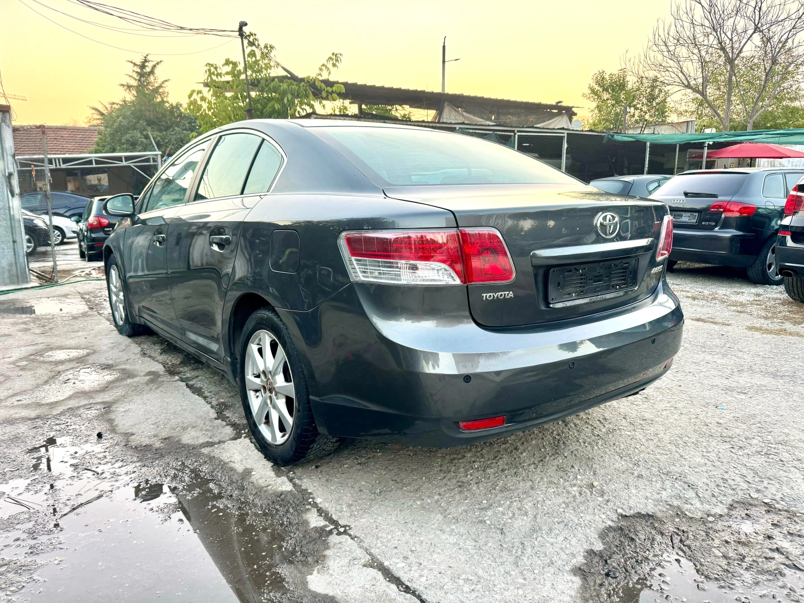 Toyota Avensis 2.2D4D 150HP 6 SKOROSTI KLIMA 2011G EURO 5  - изображение 5