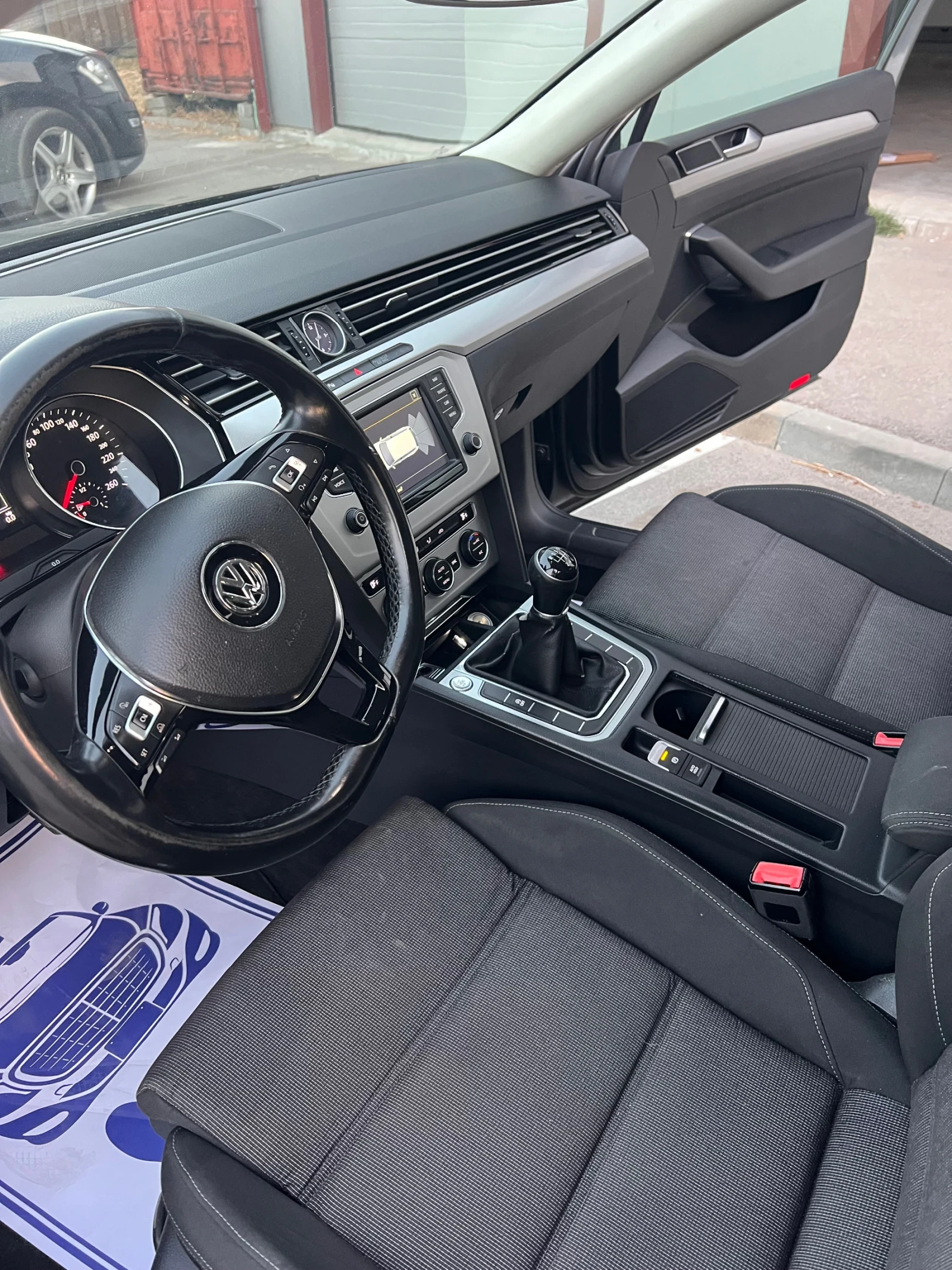 VW Passat 2.0 TDI - изображение 4