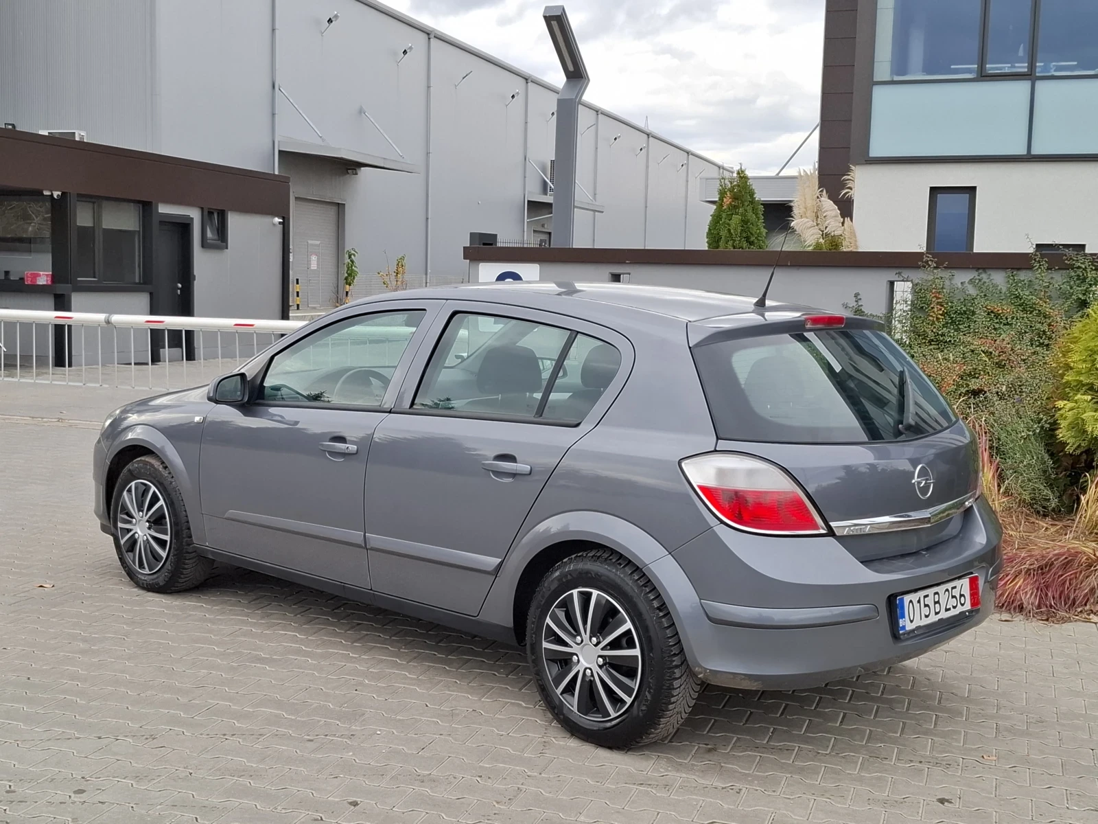 Opel Astra 1.3CDTI* (90)* FACELIFT* * 6-*  * | Mobile.bg   13