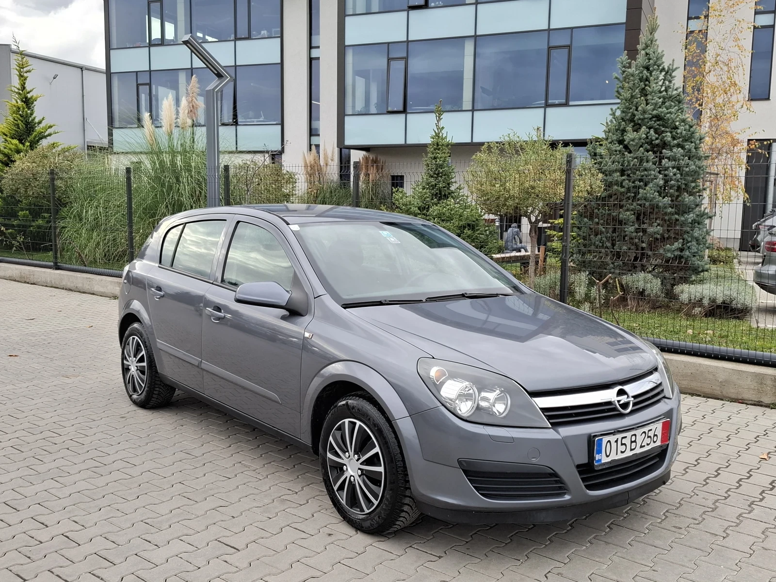 Opel Astra 1.3CDTI* (90кс)* FACELIFT* * 6-СКОРОСТИ* НОВ ВНОС* - изображение 3
