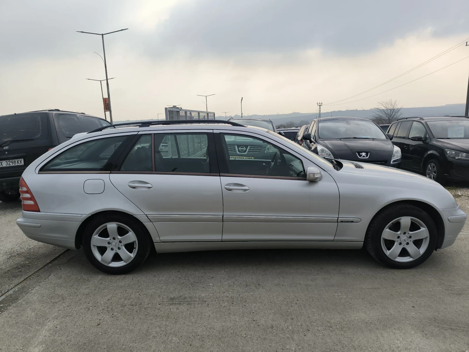 Mercedes-Benz C 200 2.0TD - изображение 4