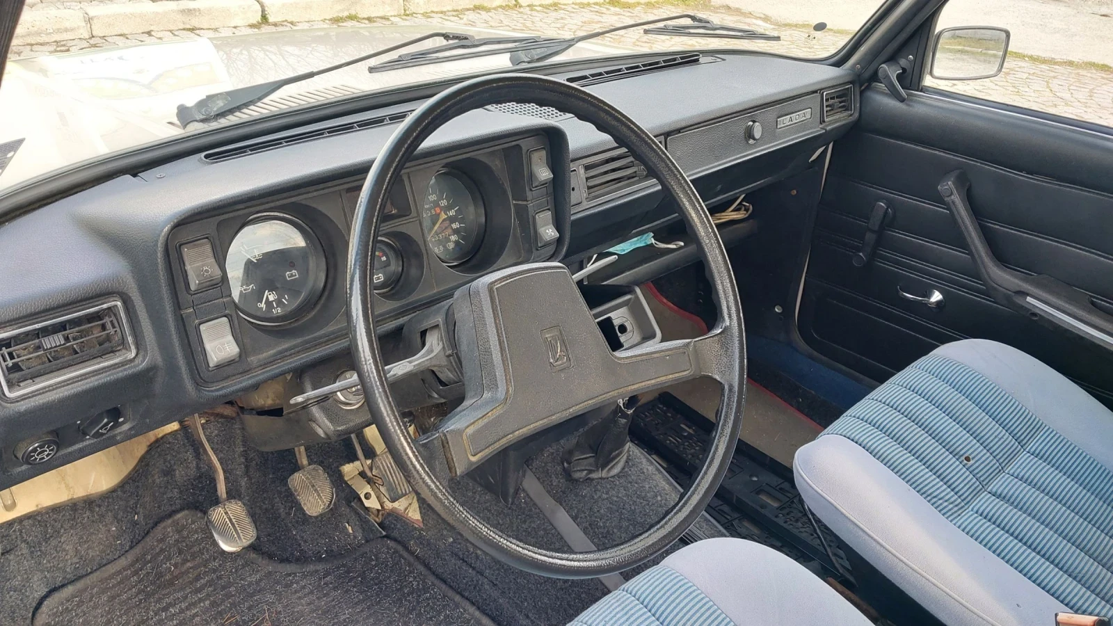 Lada 2105 Уникат за ценители, снимка 8 - Автомобили и джипове - 53802485