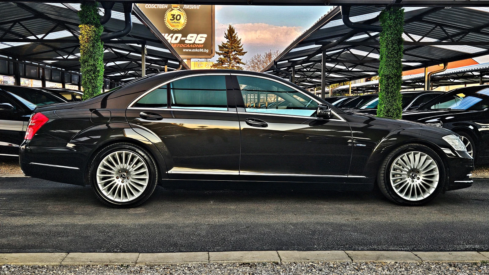 Mercedes-Benz S 500 AMG/4M/GERMANY/DISTR/МАСАЖ/HARMAN/CAMERA/ОБДУХ/LIZ, снимка 4 - Автомобили и джипове - 53743773