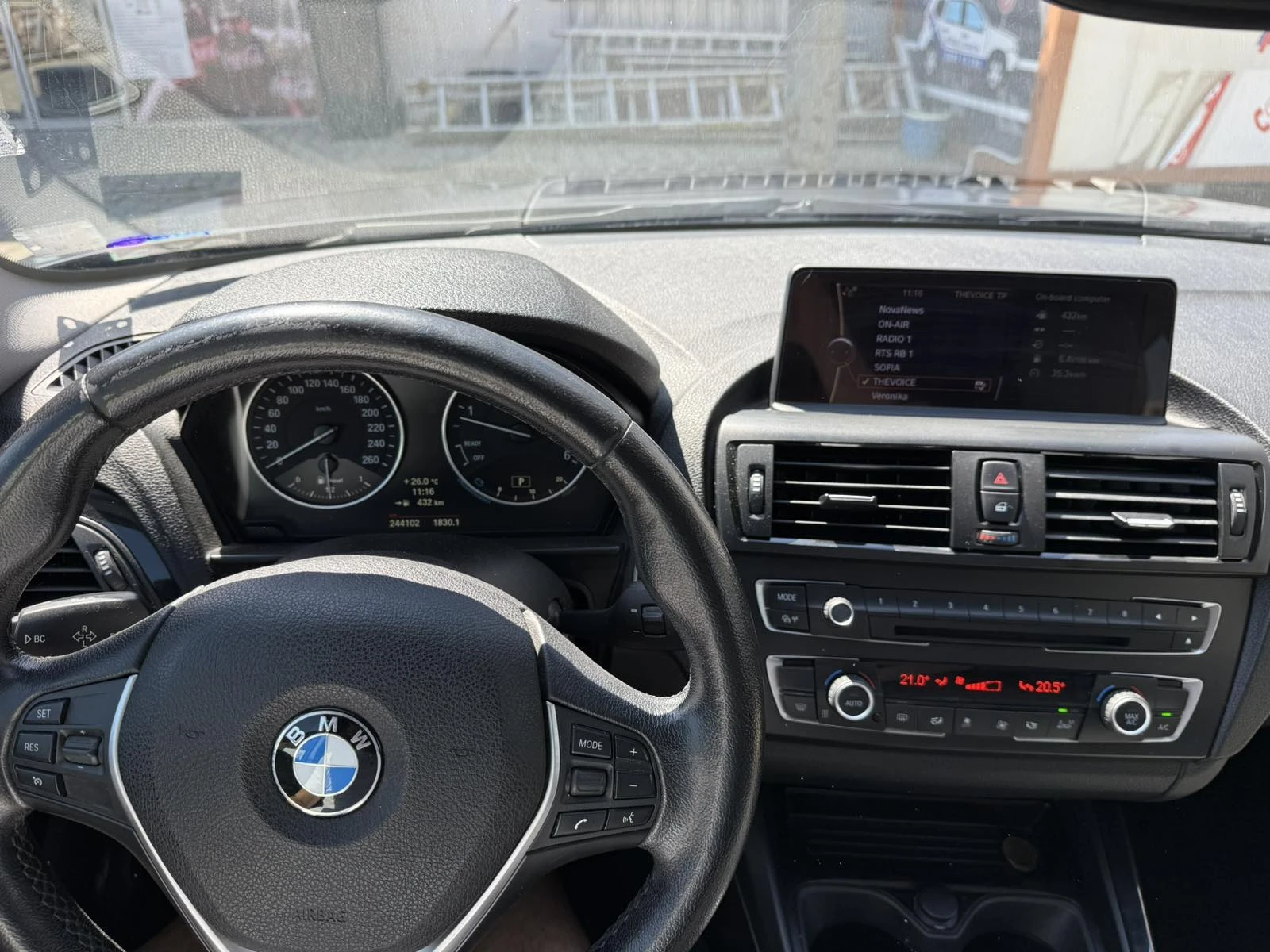 BMW 118 118d Urban, снимка 4 - Автомобили и джипове - 53763018