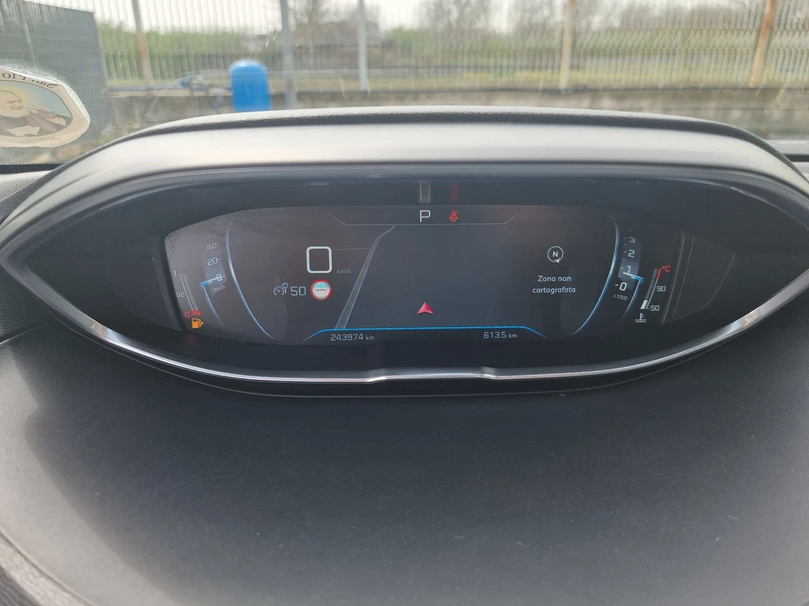 Peugeot 3008 1.5 hdi131ks, снимка 15 - Автомобили и джипове - 53801696