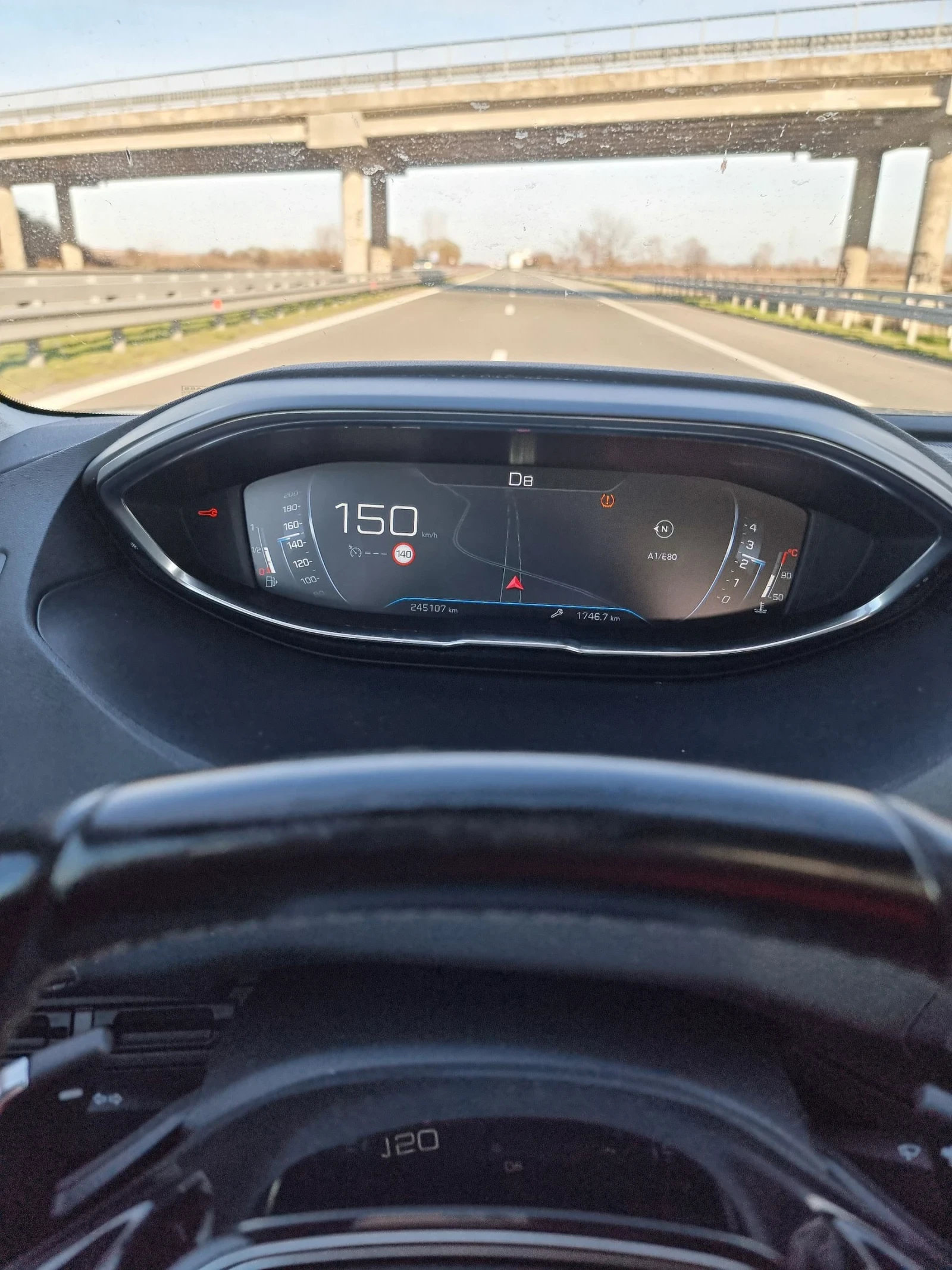 Peugeot 3008 1.5 hdi131ks, снимка 16 - Автомобили и джипове - 53801696