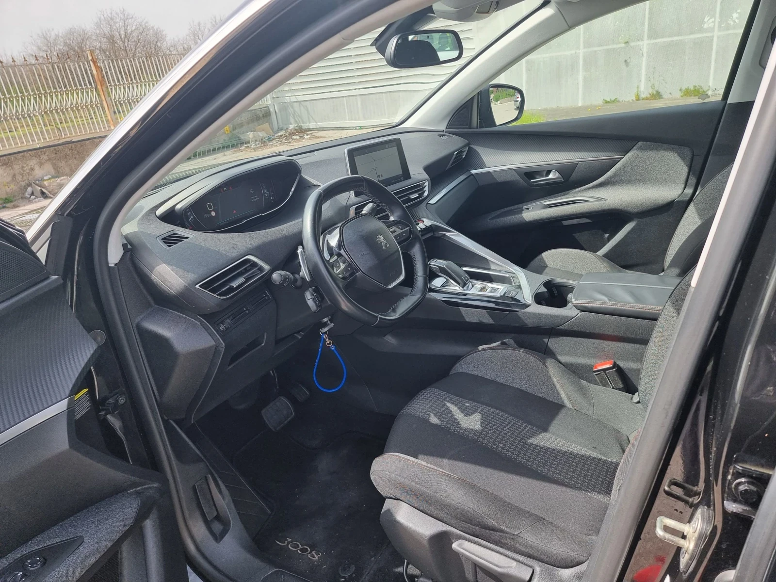 Peugeot 3008 1.5 hdi131ks, снимка 9 - Автомобили и джипове - 53801696