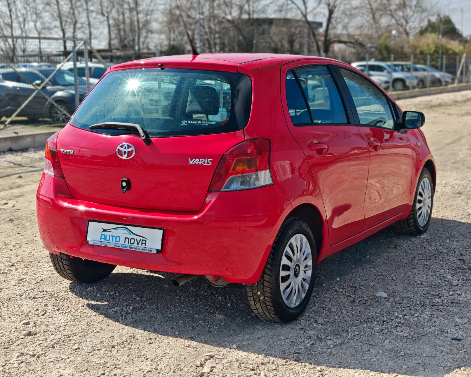 Toyota Yaris 1.3 101 К.С. БЕНЗИН!61 000 КМ!БЕЗ АНАЛОГ! , снимка 5 - Автомобили и джипове - 53830630