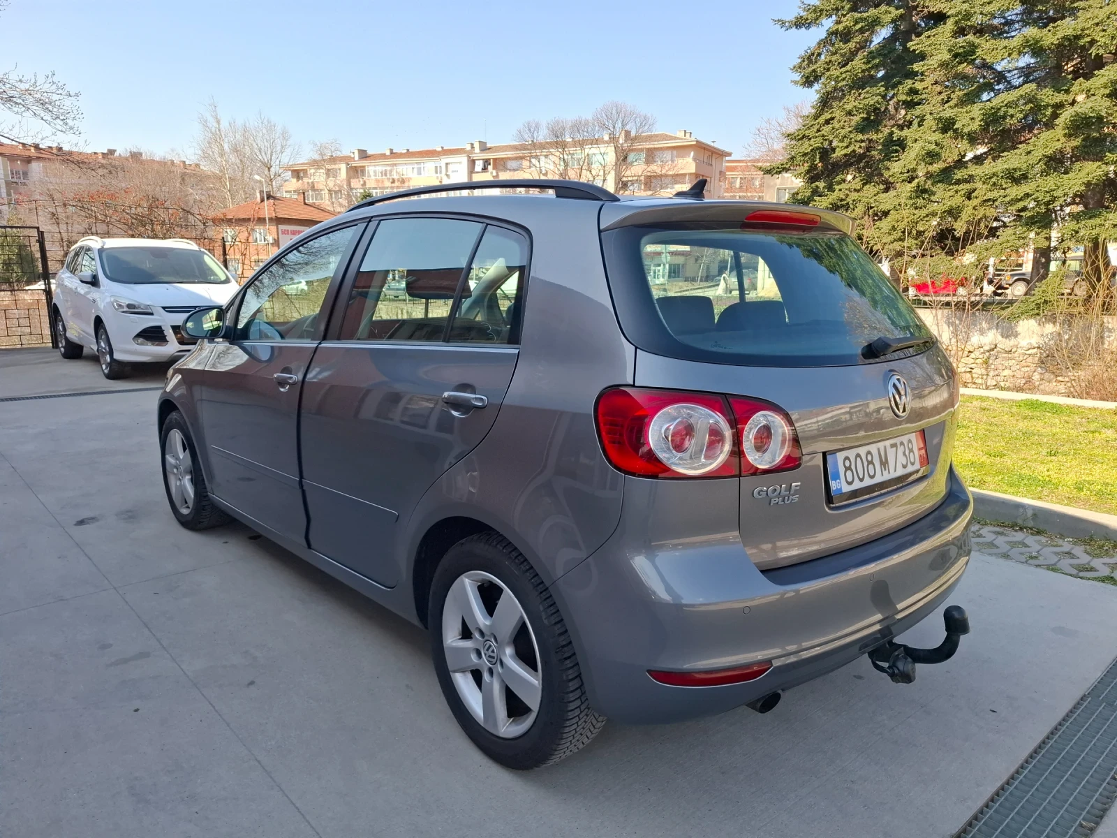 VW Golf Plus 1.6 Diesel / 105кс / Нов внос / Мултимедия , снимка 7 - Автомобили и джипове - 53858336