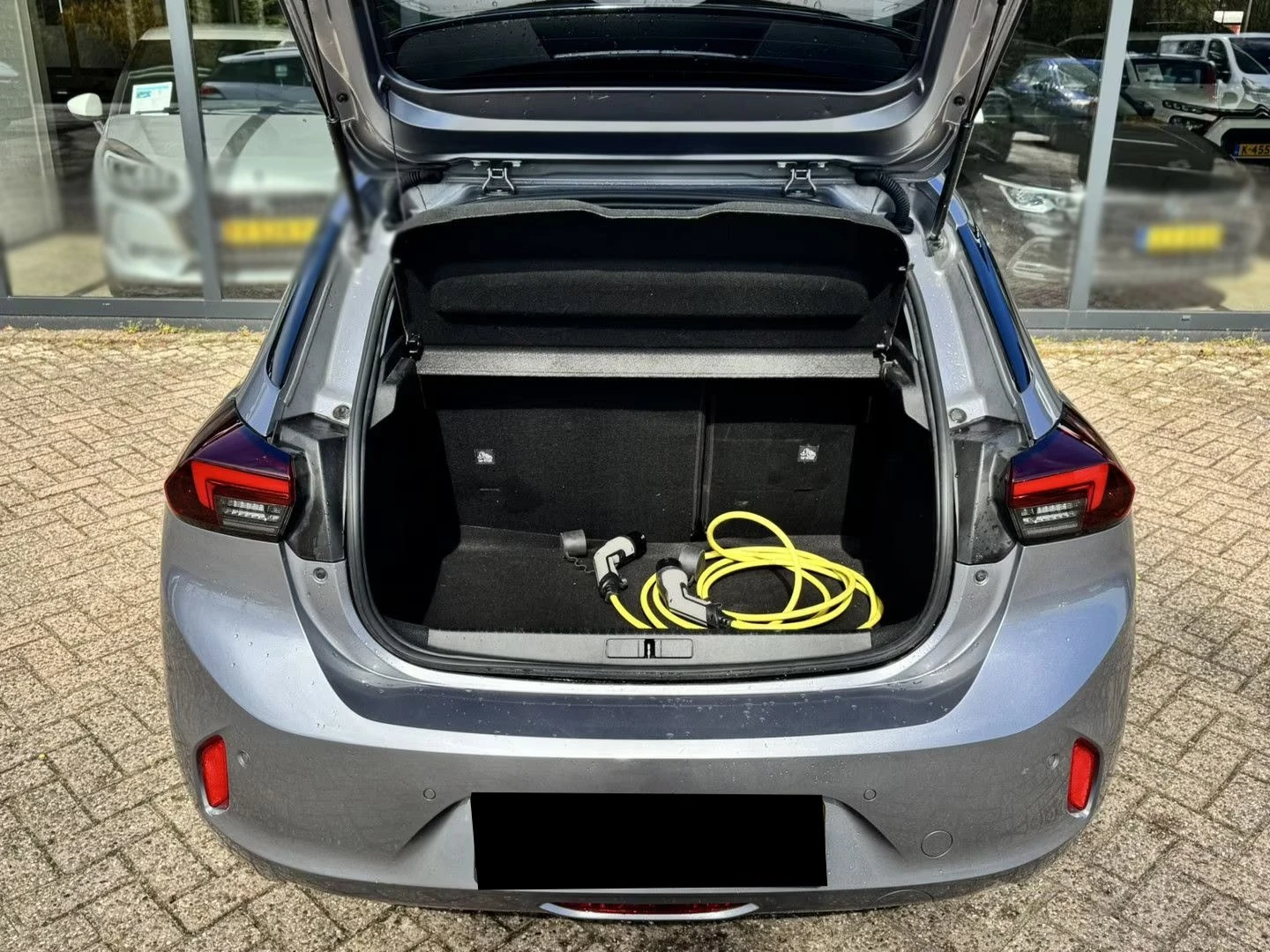 Opel Corsa ELECTRIC/ELEGANCE/50KWH/PANO/CAM/136HP, снимка 9 - Автомобили и джипове - 54148826