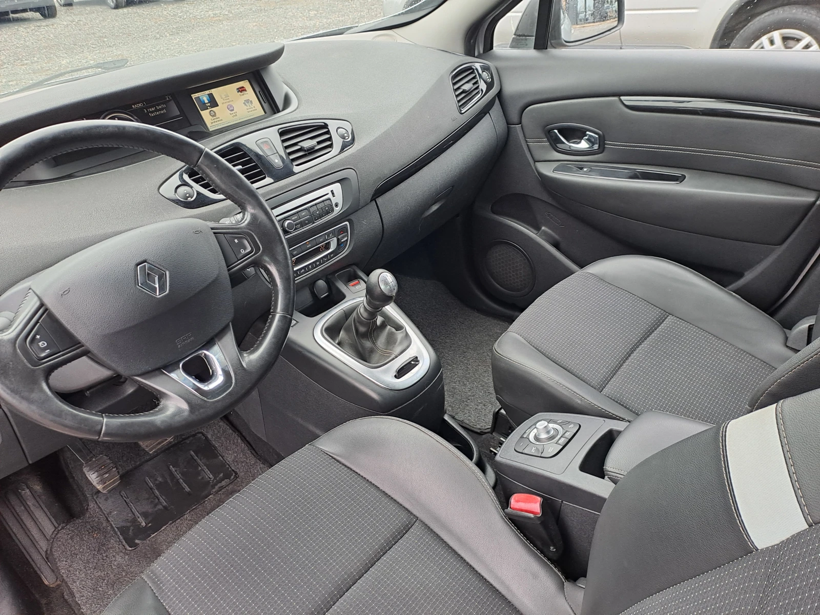 Renault Scenic 1.5DCI XMODE 110k.с. EURO 5B, снимка 6 - Автомобили и джипове - 54200721