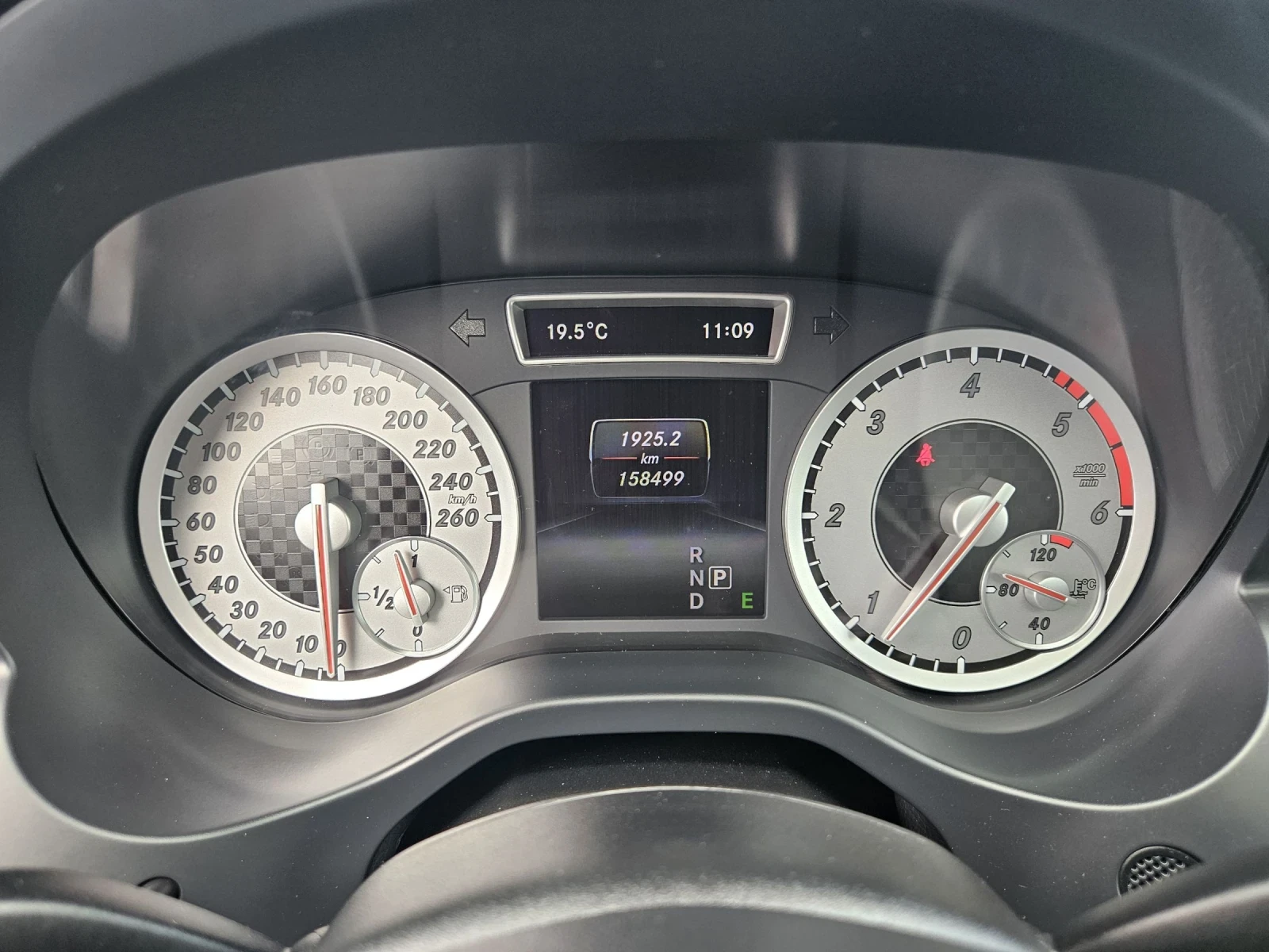 Mercedes-Benz A 200 CDI 4MATIC* DISTRONIK* PANORAMA* AUTOMATIC, снимка 13 - Автомобили и джипове - 54484123