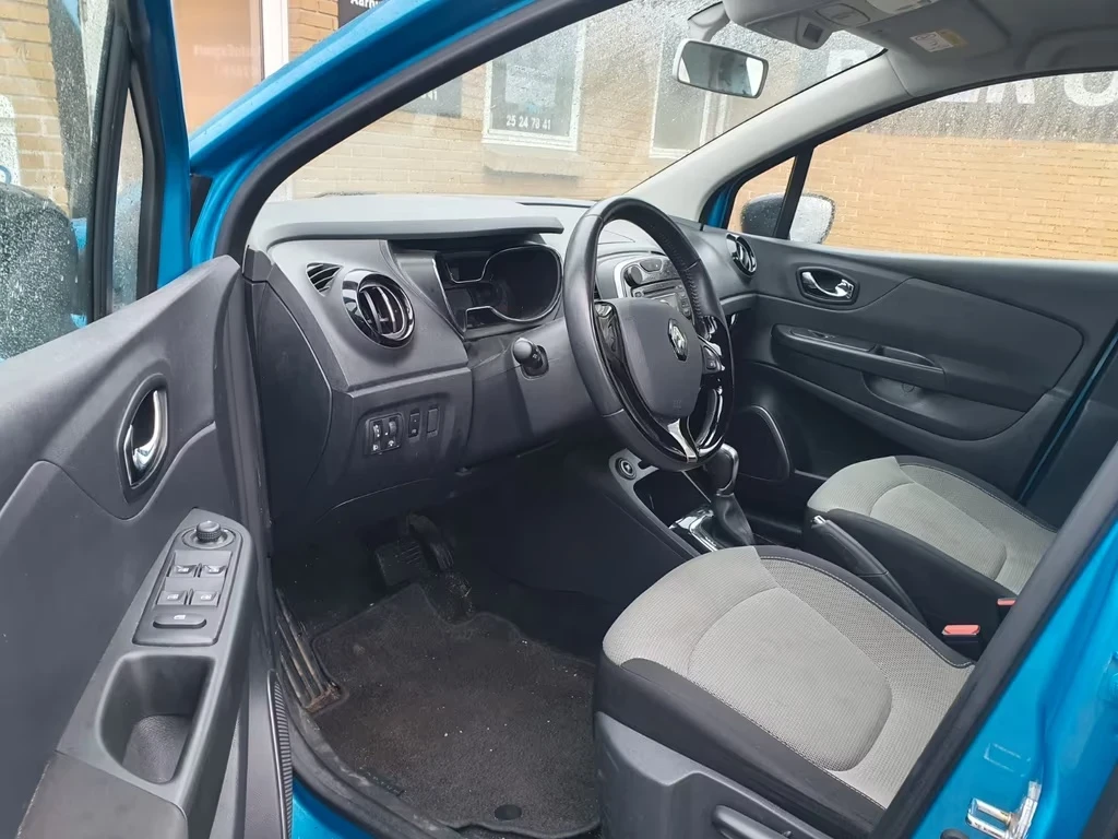 Renault Captur 1.5Dci Aut. Experience 90ps DK, снимка 11 - Автомобили и джипове - 54700672