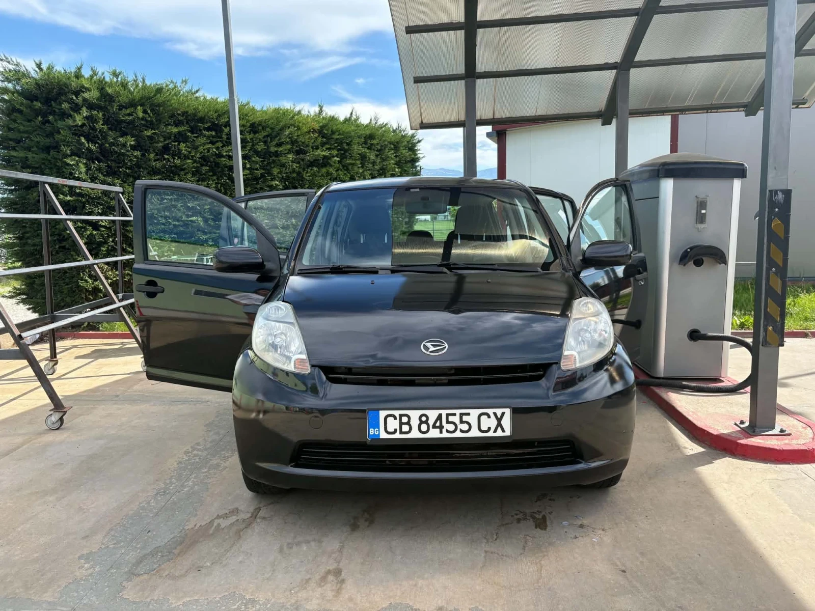 Daihatsu Sirion, снимка 3 - Автомобили и джипове - 54721356