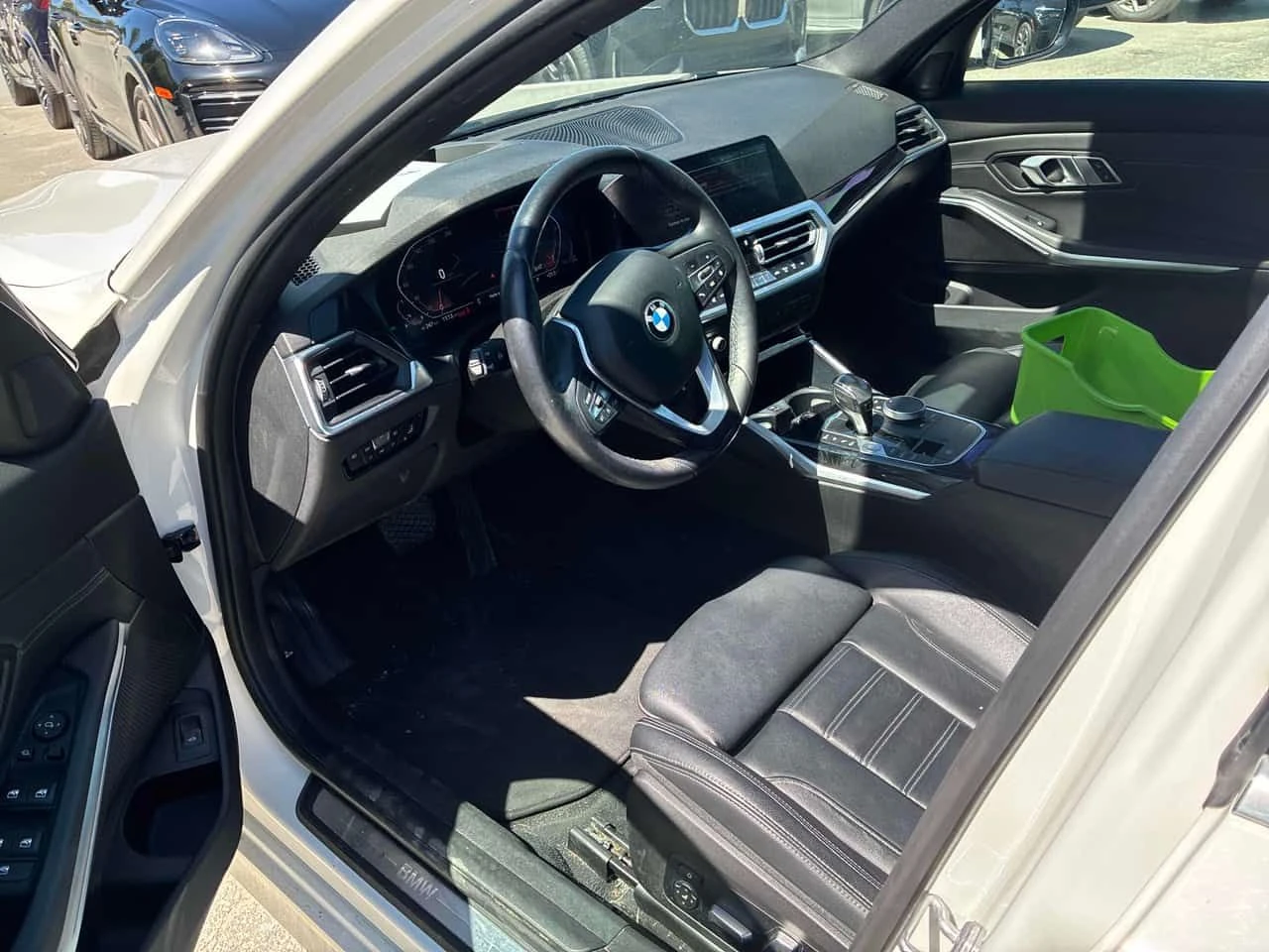 BMW 330 * xDrive* ГЛАВНО ПРЕДСТАВИТЕЛСТВО* , снимка 7 - Автомобили и джипове - 54844699