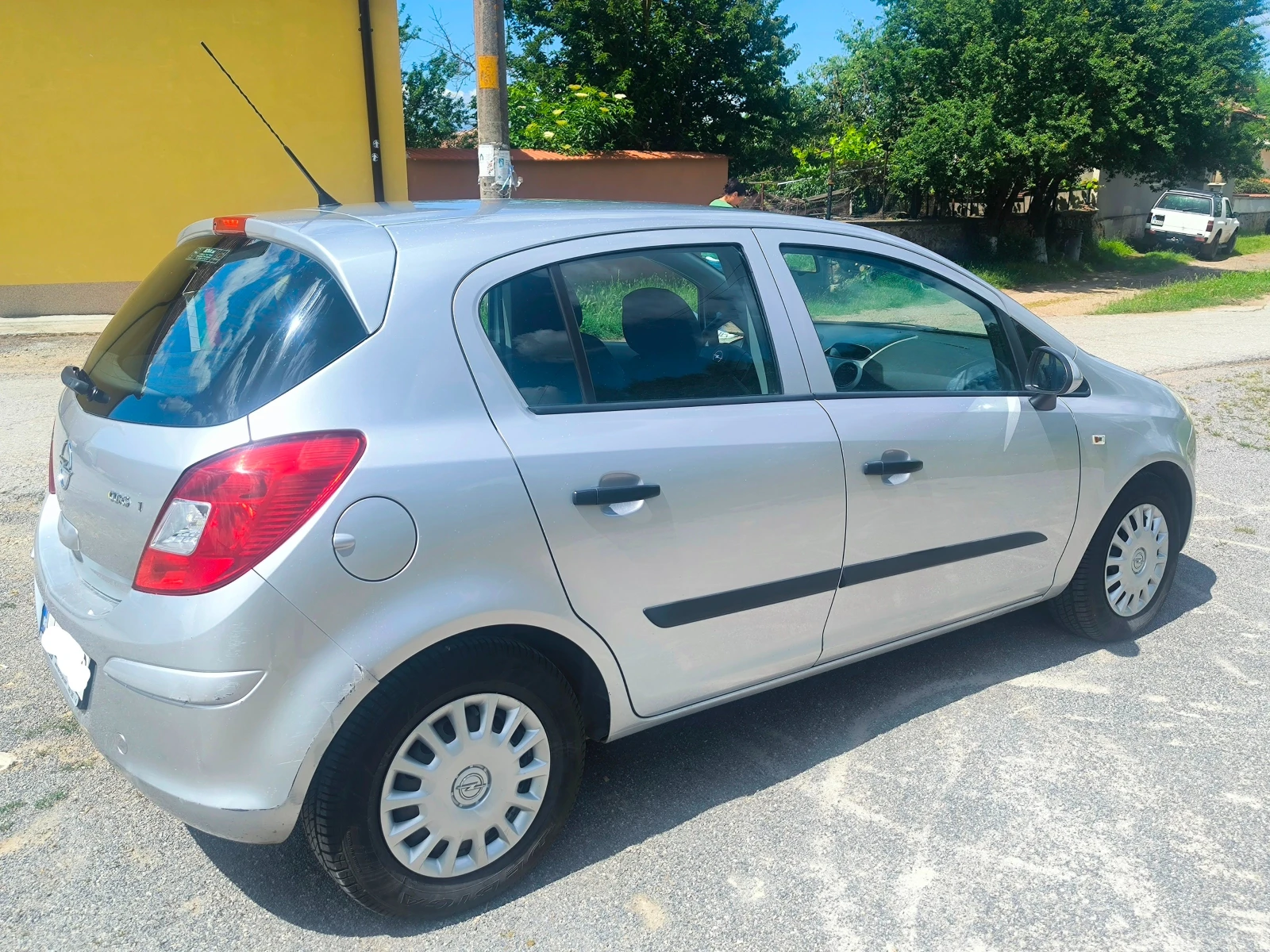 Opel Corsa 1.2, снимка 4 - Автомобили и джипове - 54912472