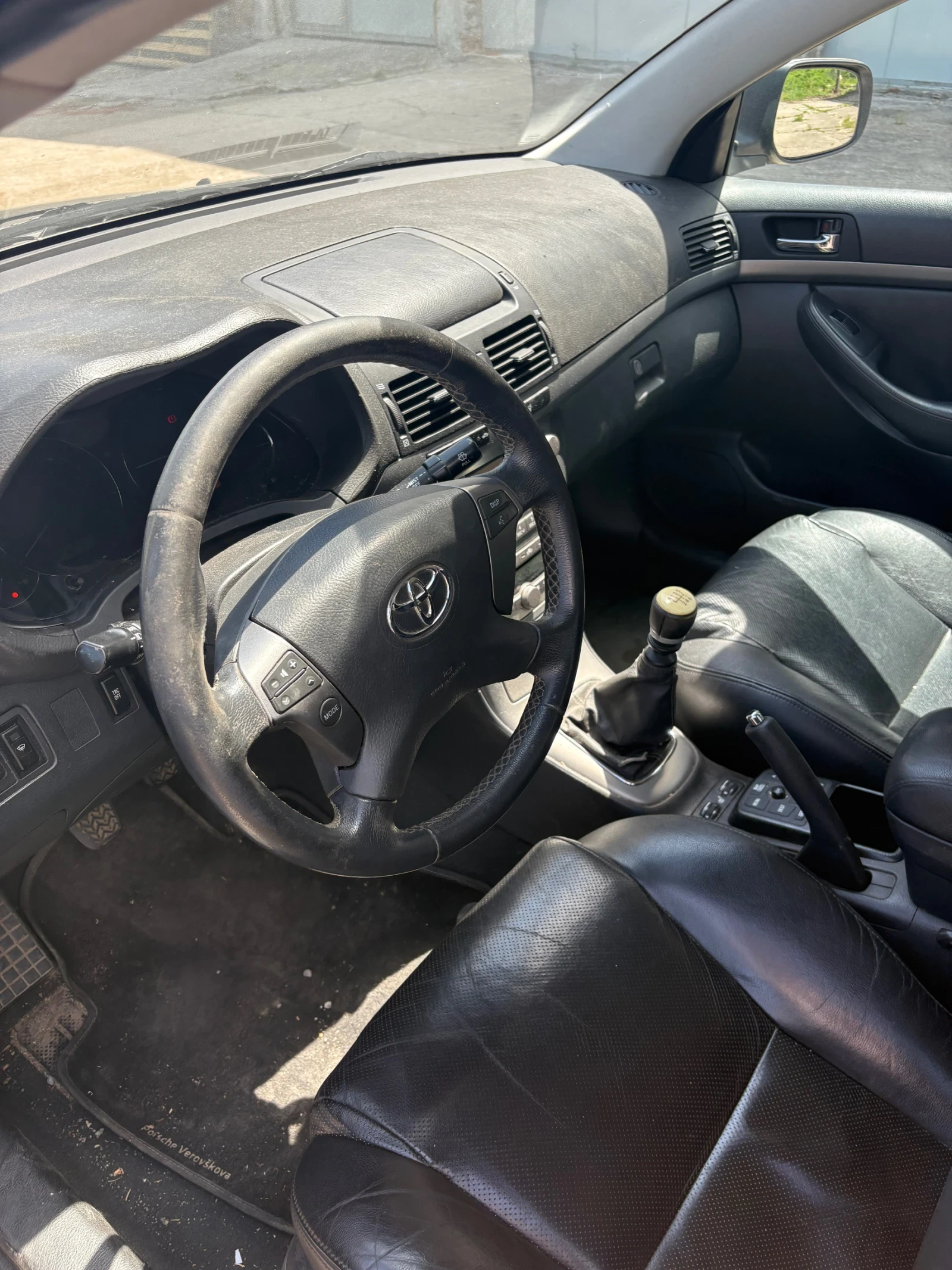 Toyota Avensis, снимка 7 - Автомобили и джипове - 54917991