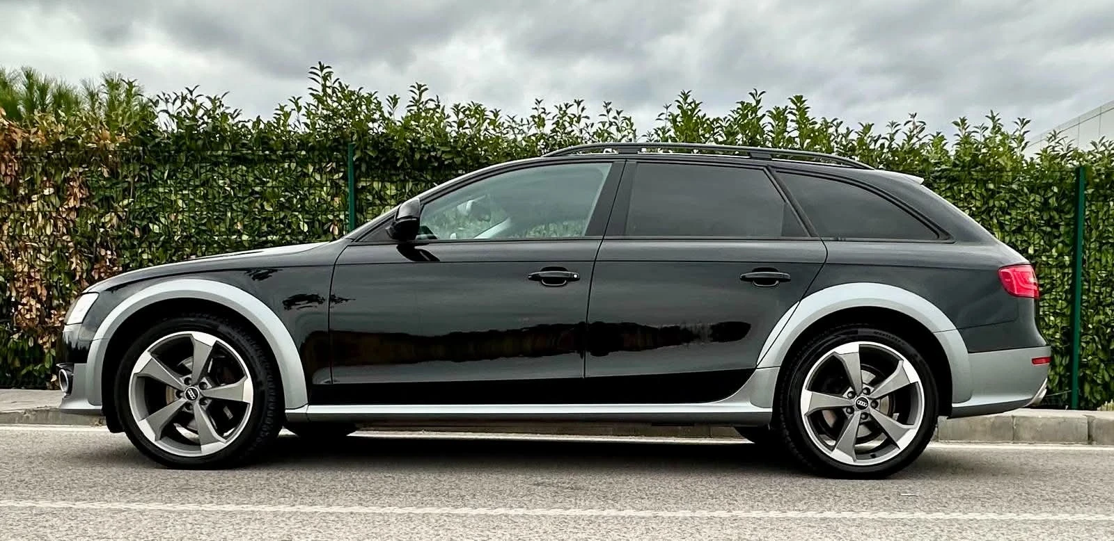 Audi A4 Allroad Bang&Olufsen* ЛИЗИНГ/БАРТЕР, снимка 4 - Автомобили и джипове - 55182114