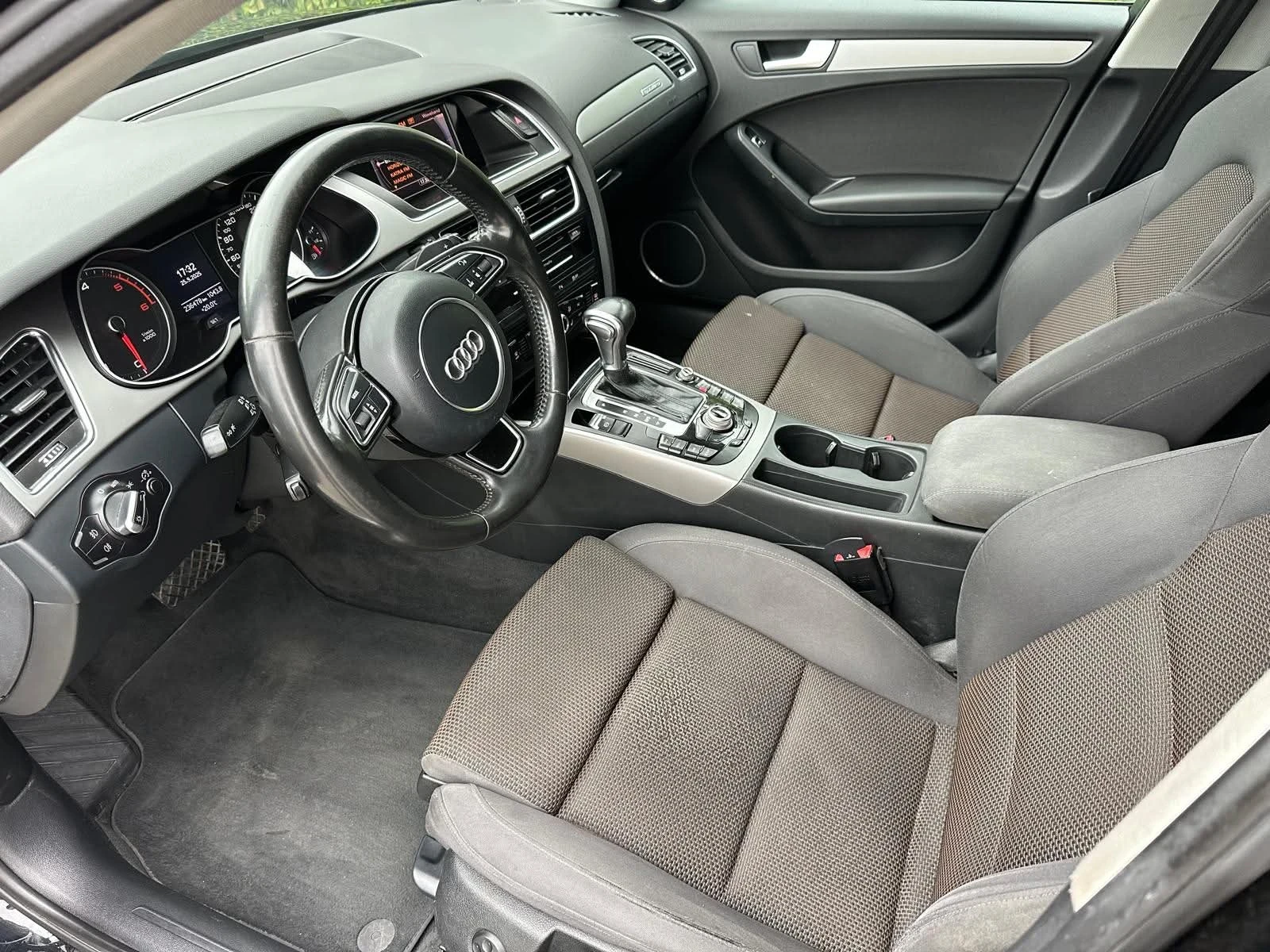 Audi A4 Allroad Bang&Olufsen* ЛИЗИНГ/БАРТЕР, снимка 12 - Автомобили и джипове - 55182114