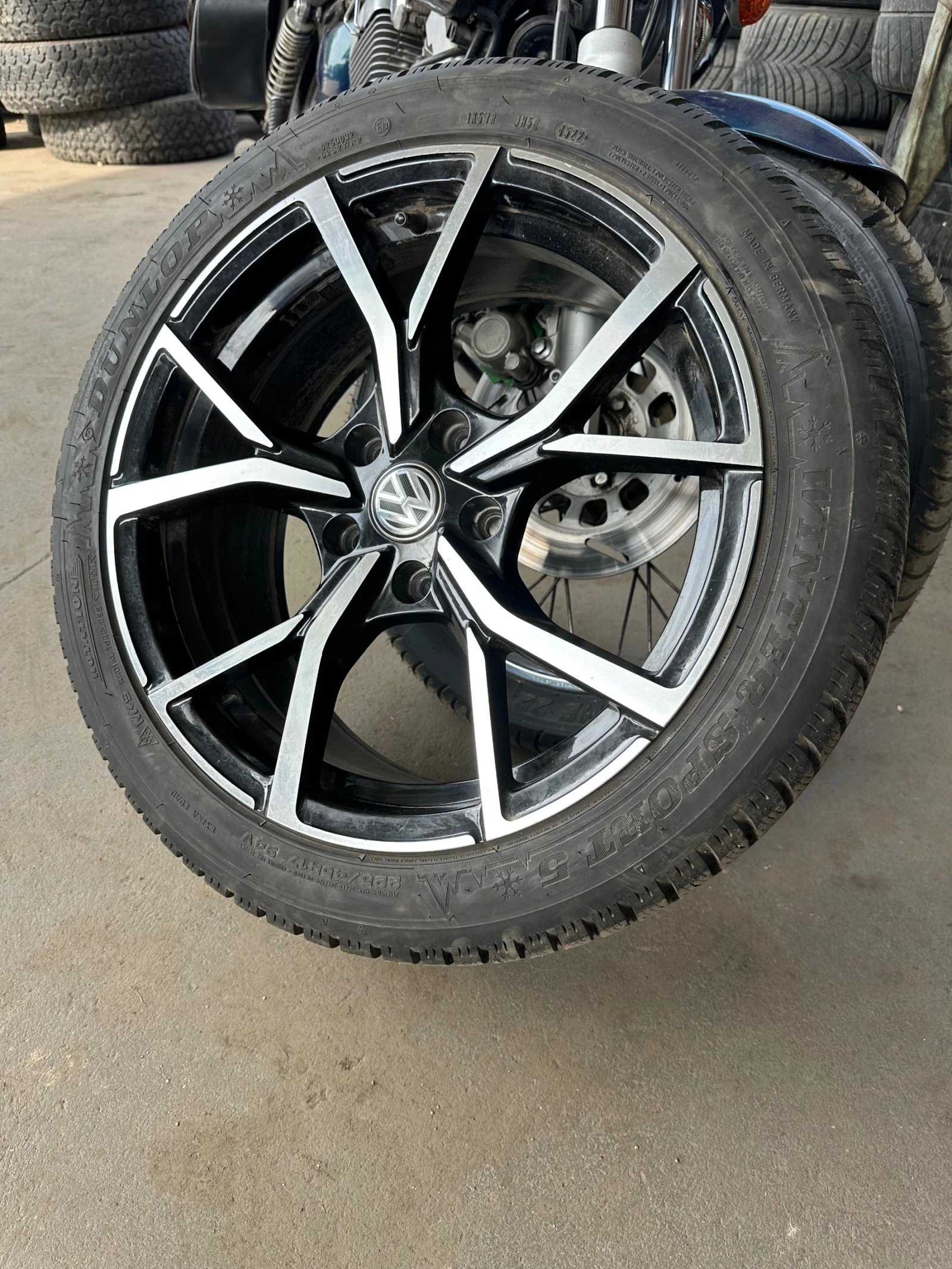 VW Golf VW Golf 8 1.5 eTSI DSG STYLE, снимка 4 - Автомобили и джипове - 55188143