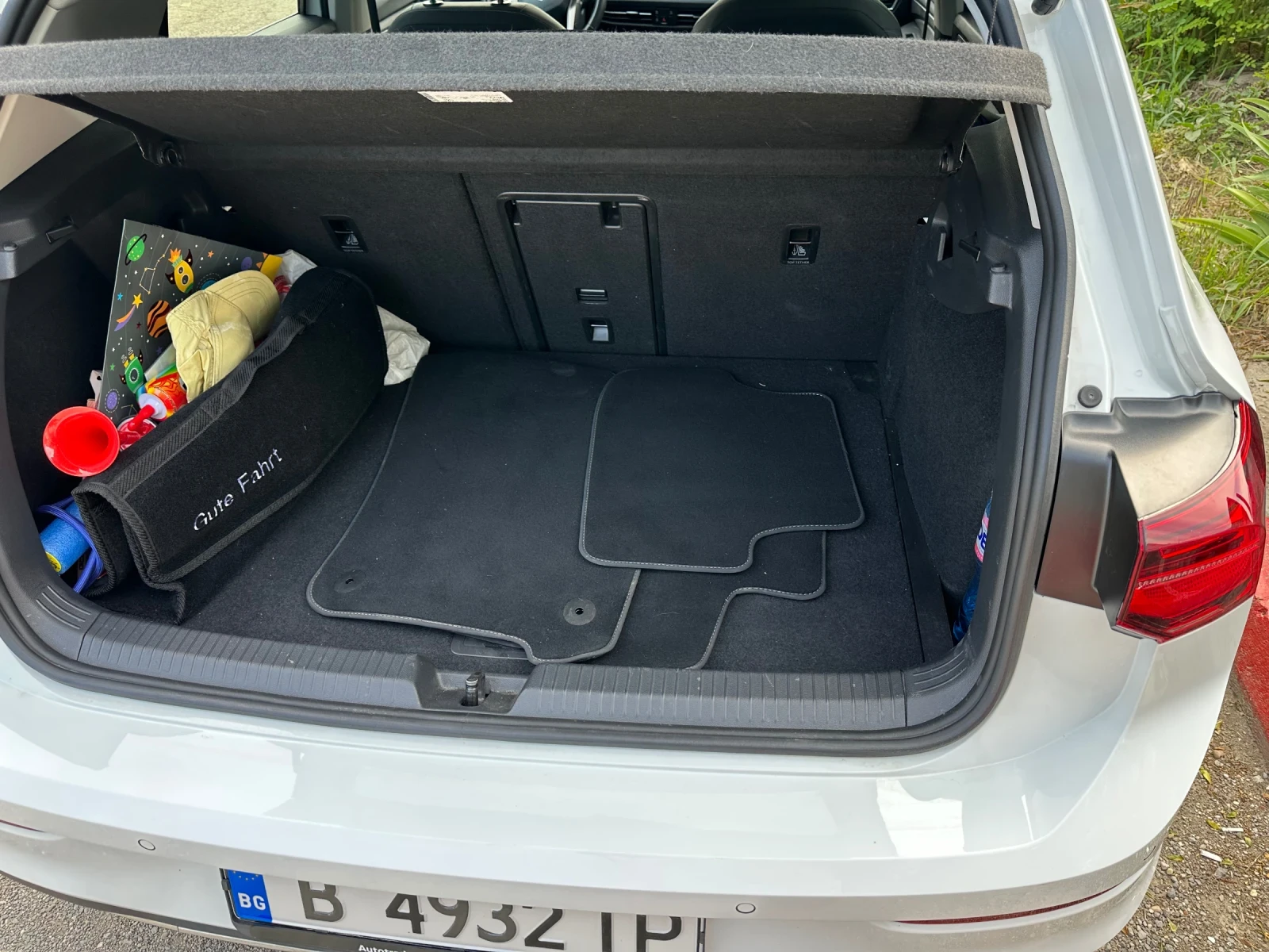 VW Golf VW Golf 8 1.5 eTSI DSG STYLE, снимка 13 - Автомобили и джипове - 55188143