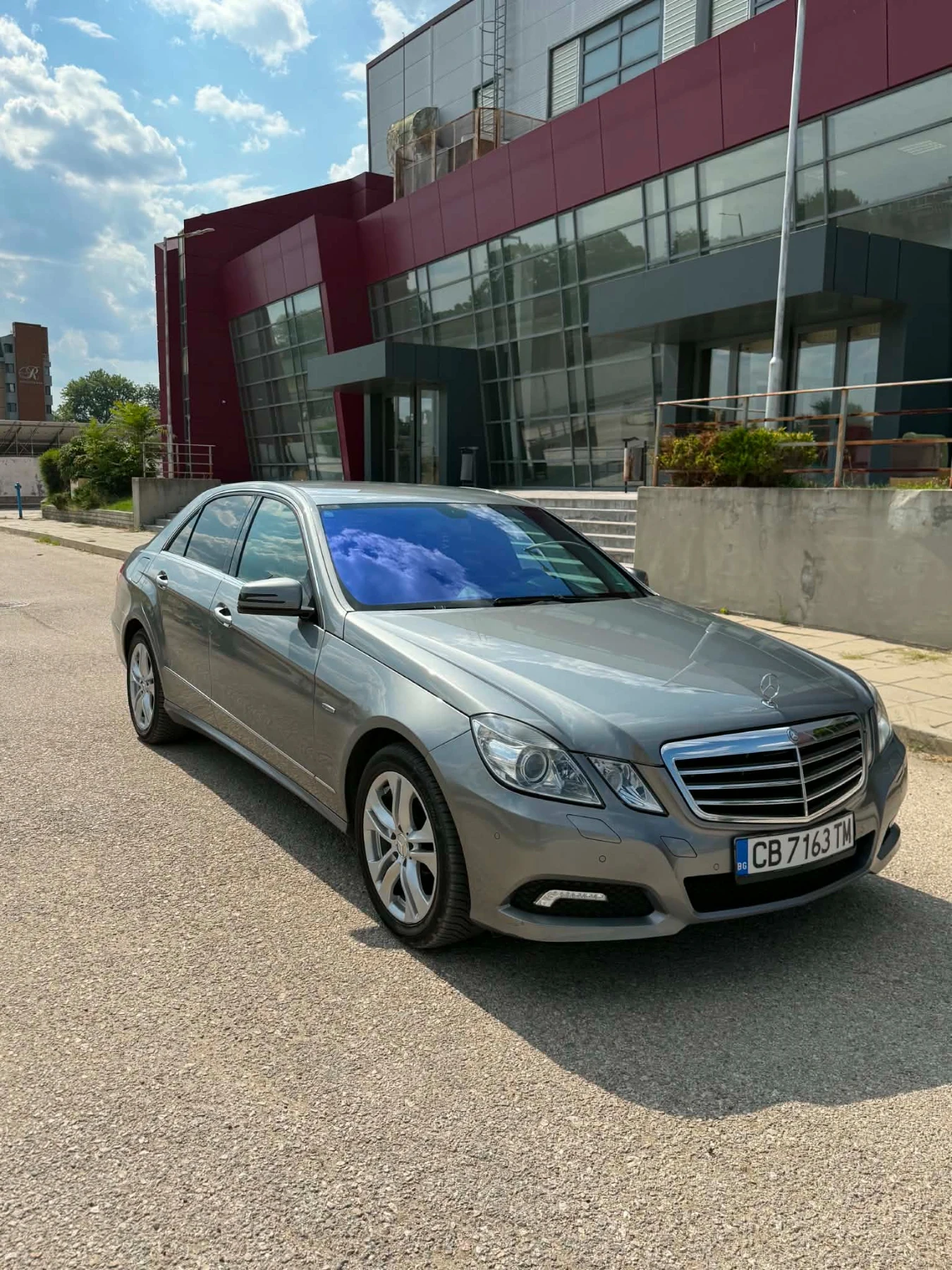 Mercedes-Benz E 350 BLUEEFFICIENCY  4MATIC , снимка 2 - Автомобили и джипове - 55314625