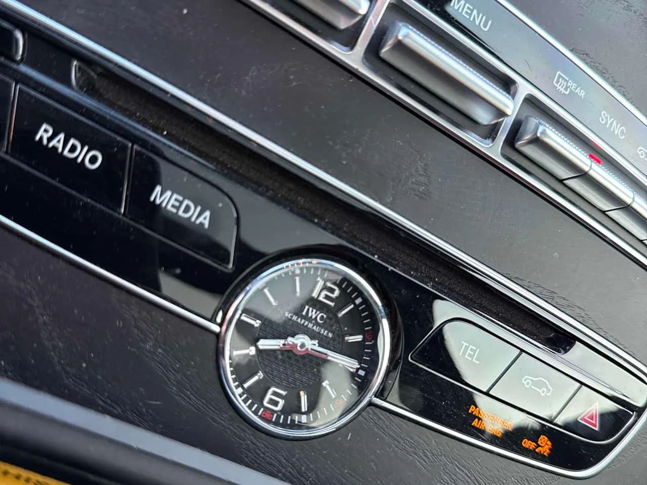 Mercedes-Benz C 63 AMG * 63 * АВТОКРЕДИТ БЕЗ ПЪРВОНАЧАЛНА ВНОСКА* , снимка 16 - Автомобили и джипове - 55427422
