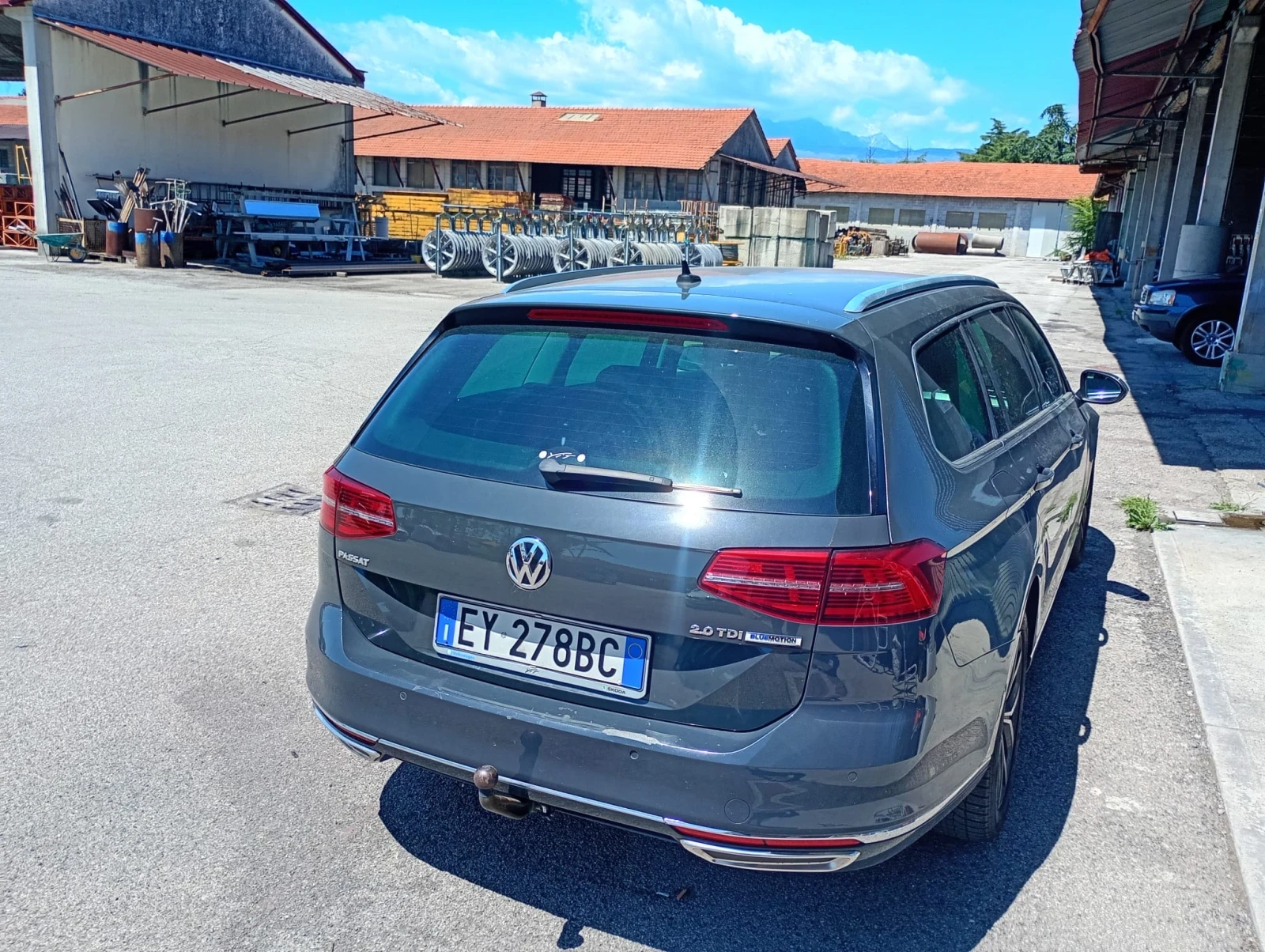 VW Passat FACE* LED* NAVI* КОЖА* ПОДГРЕВ* 2.0TDI 150hp* 2015, снимка 8 - Автомобили и джипове - 55446187
