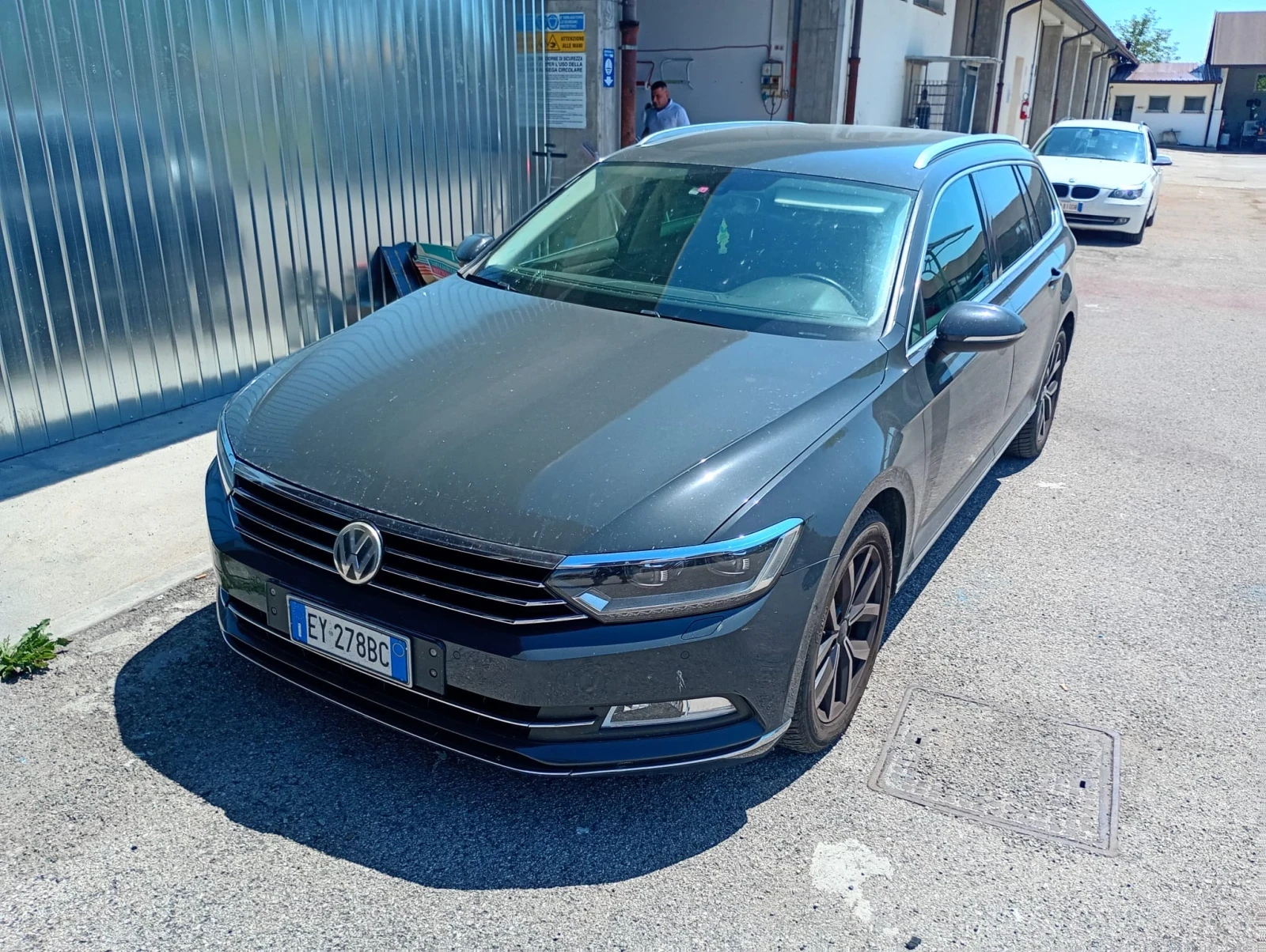 VW Passat FACE* LED* NAVI* КОЖА* ПОДГРЕВ* 2.0TDI 150hp* 2015, снимка 5 - Автомобили и джипове - 55446187