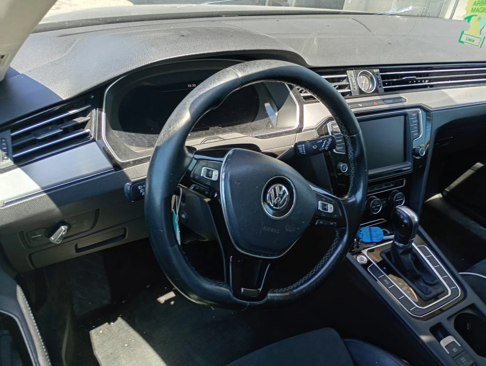 VW Passat FACE* LED* NAVI* КОЖА* ПОДГРЕВ* 2.0TDI 150hp* 2015, снимка 2 - Автомобили и джипове - 55446187