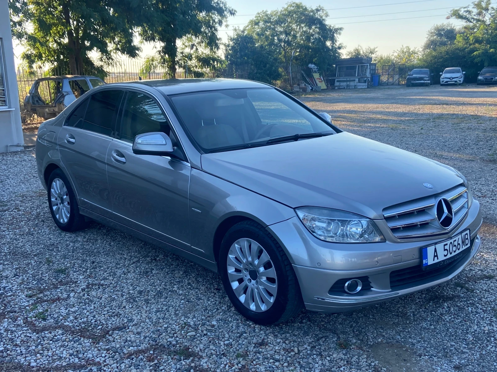 Mercedes-Benz C 220 2.2 170кс 646 Автоматик, снимка 3 - Автомобили и джипове - 55467901