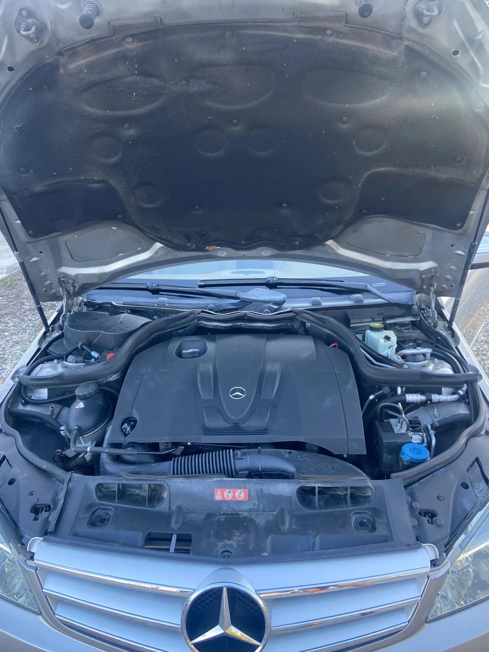 Mercedes-Benz C 220 2.2 170кс 646 Автоматик, снимка 11 - Автомобили и джипове - 55467901