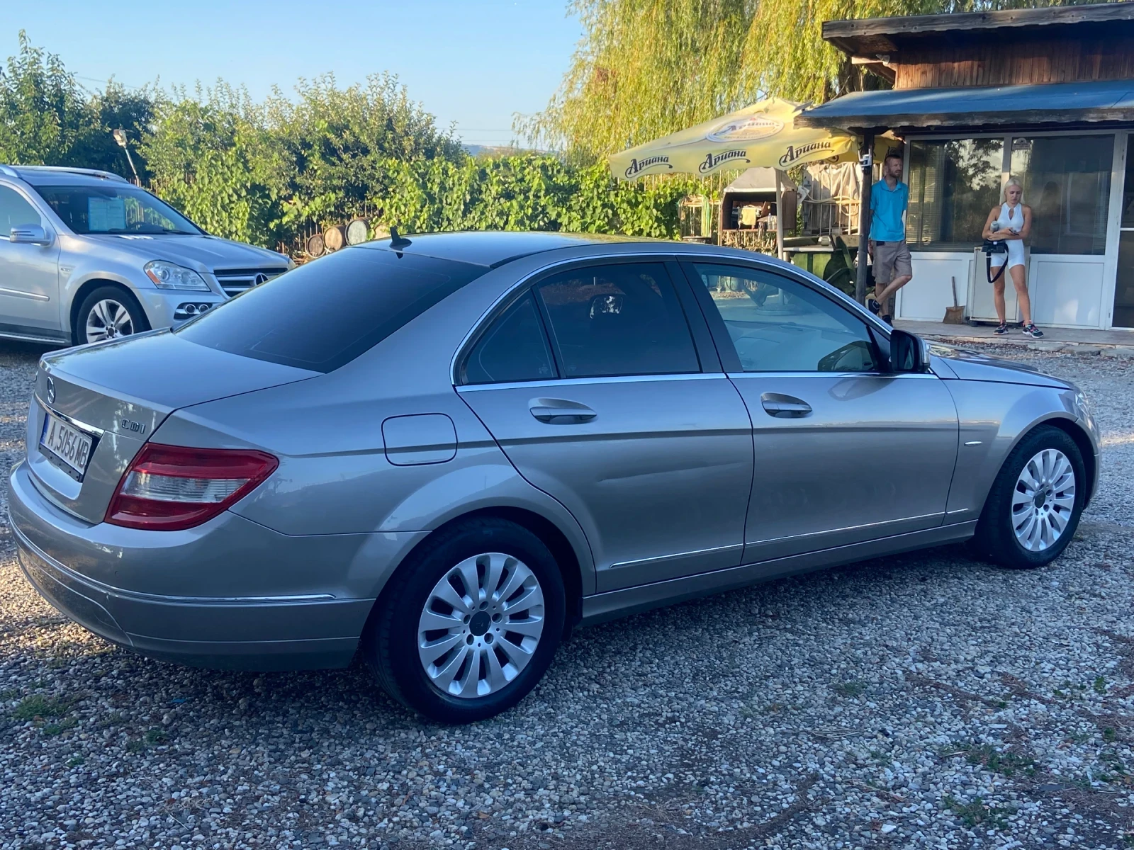 Mercedes-Benz C 220 2.2 170кс 646 Автоматик, снимка 4 - Автомобили и джипове - 55467901