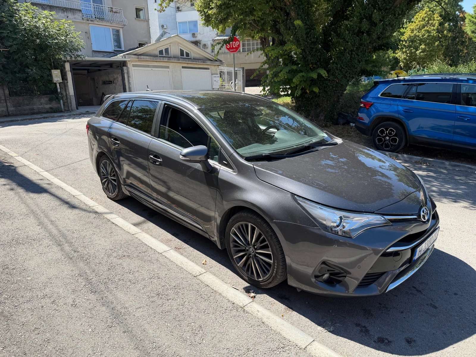 Toyota Avensis 2.0i 152hp SPORT, снимка 2 - Автомобили и джипове - 55951458