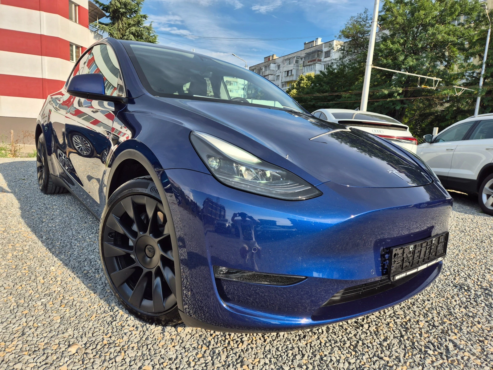 Tesla Model Y 75 KWH DUAL MOTOR LONG RANGE 4WD-MATRIX-SOH-91%, снимка 3 - Автомобили и джипове - 55952372